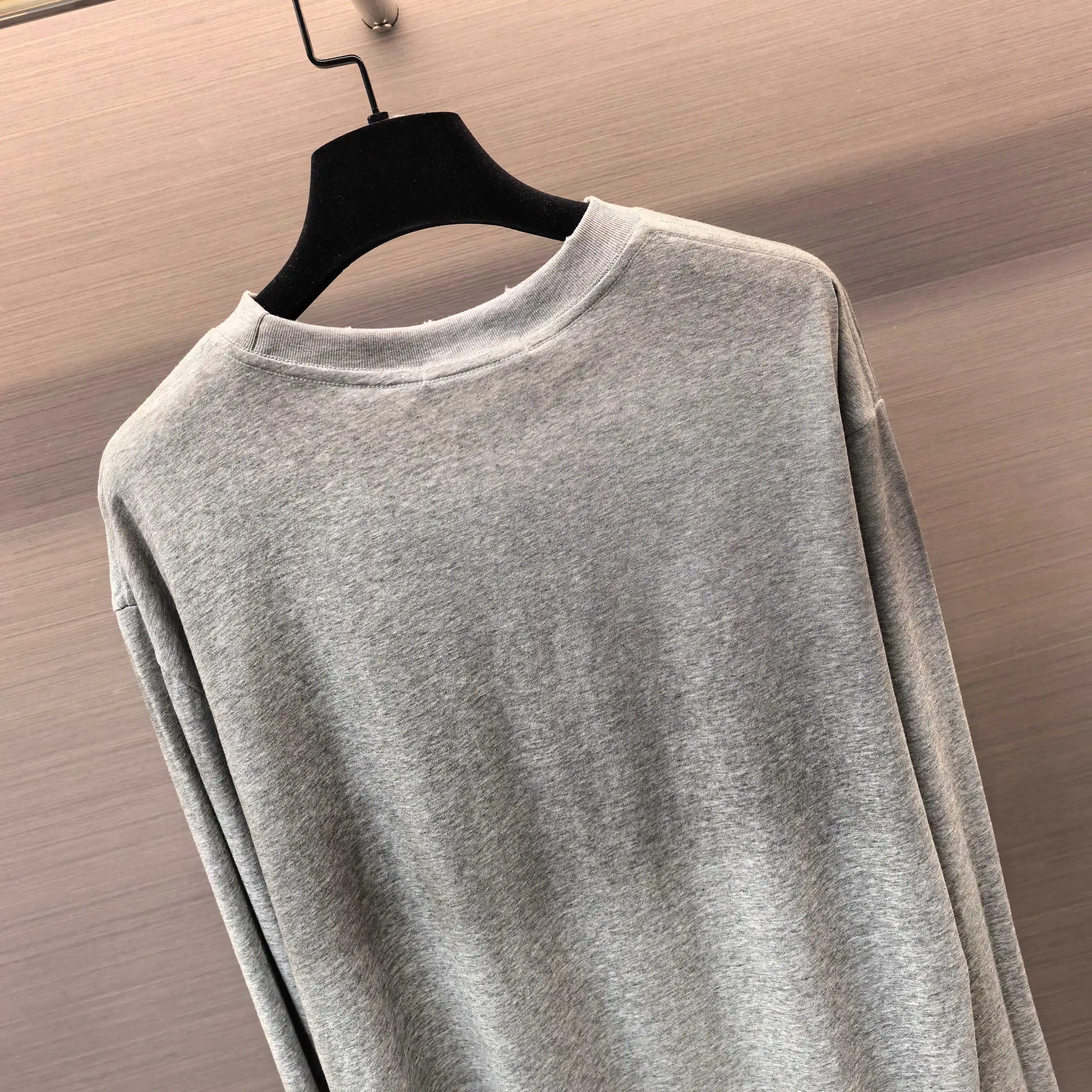 1996 Logo Distressed Long-Sleeve T-Shirt D14023818 — view 8