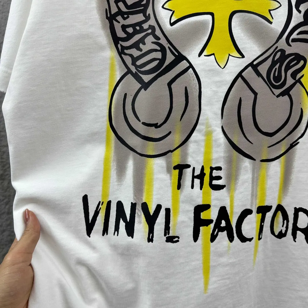 The Vinyl Factory Graphic Print T-Shirt D14019630 — view 4