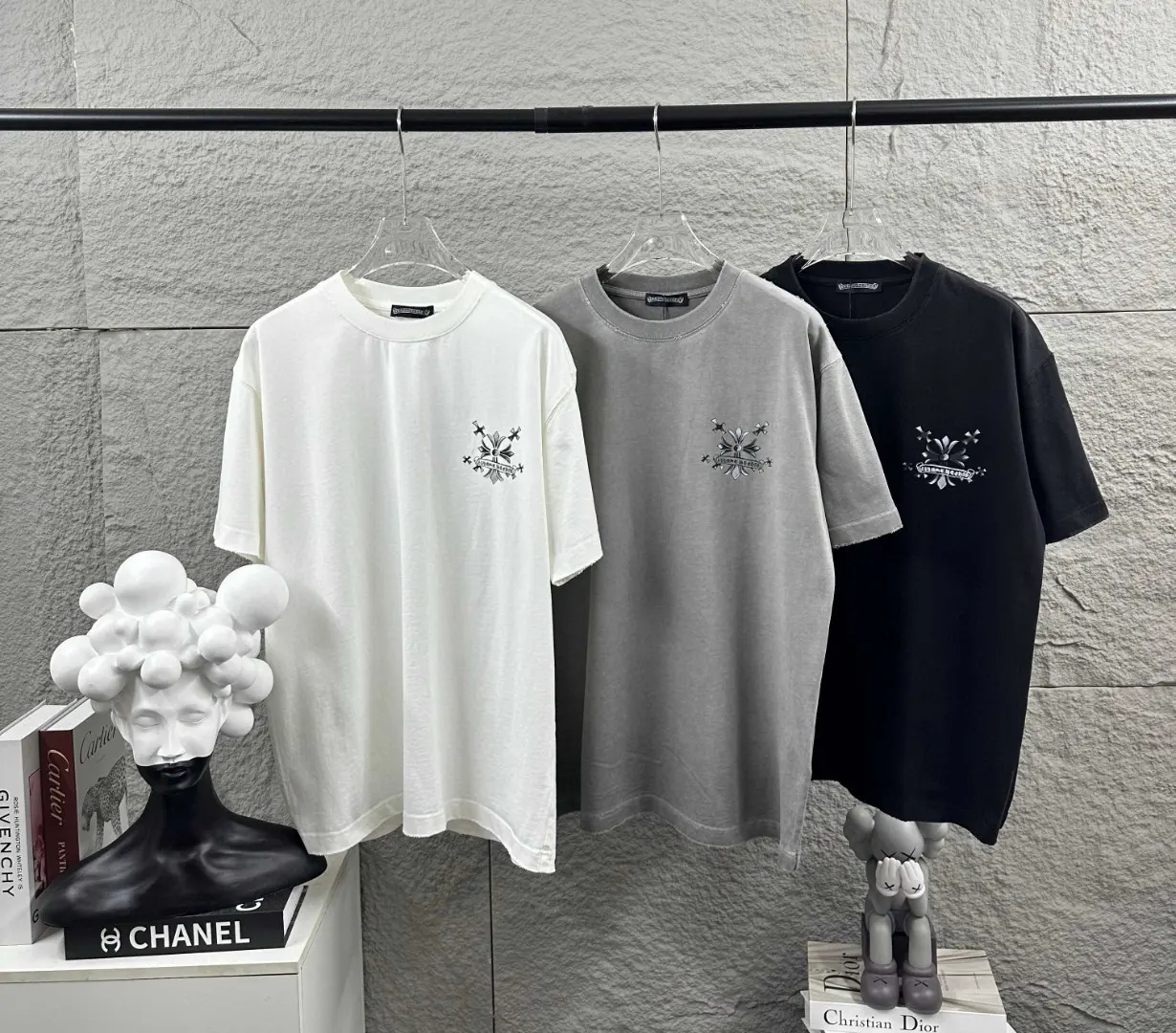 Chrome Hearts Distressed Graphic Print T-Shirt D14019635 — view 8