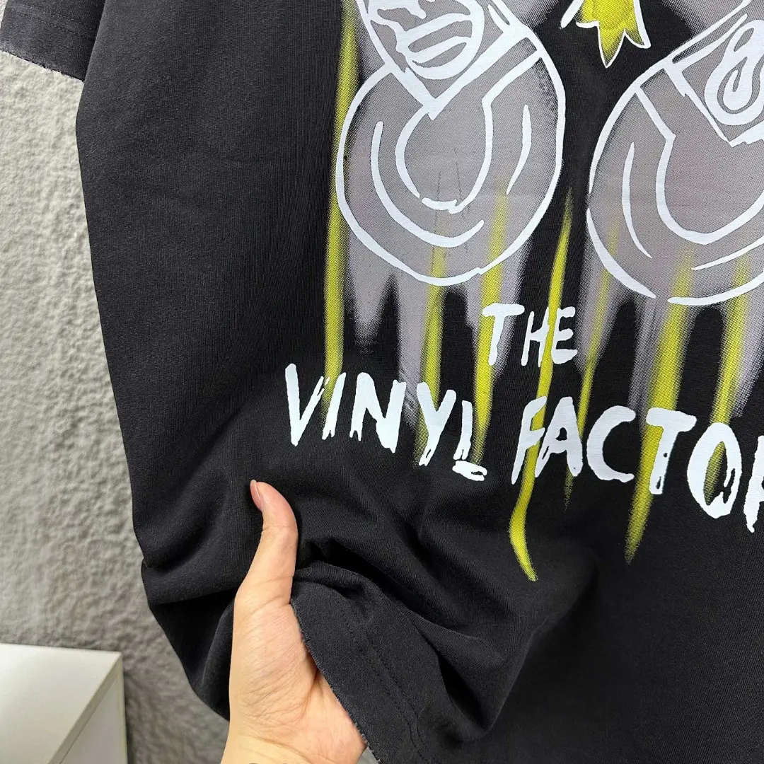 Chrome Hearts Vinyl Factory Graphic T-Shirt D14019632 — view 7