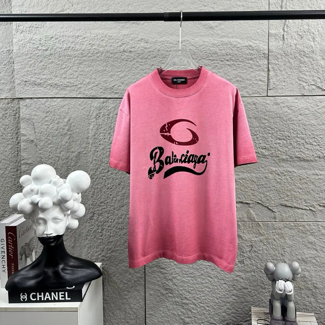 Logo Flocked Distressed Cotton T-Shirt D14512490
