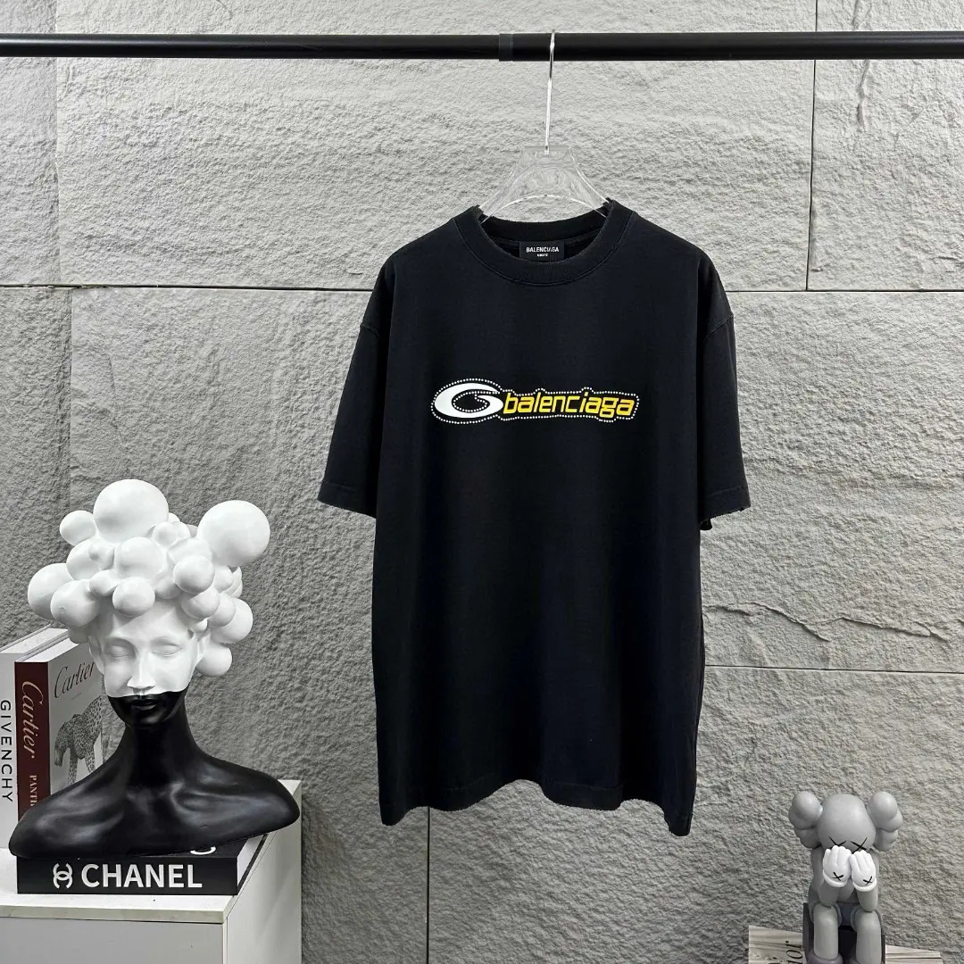 Logo Embellished Distressed Cotton T-Shirt D14512487