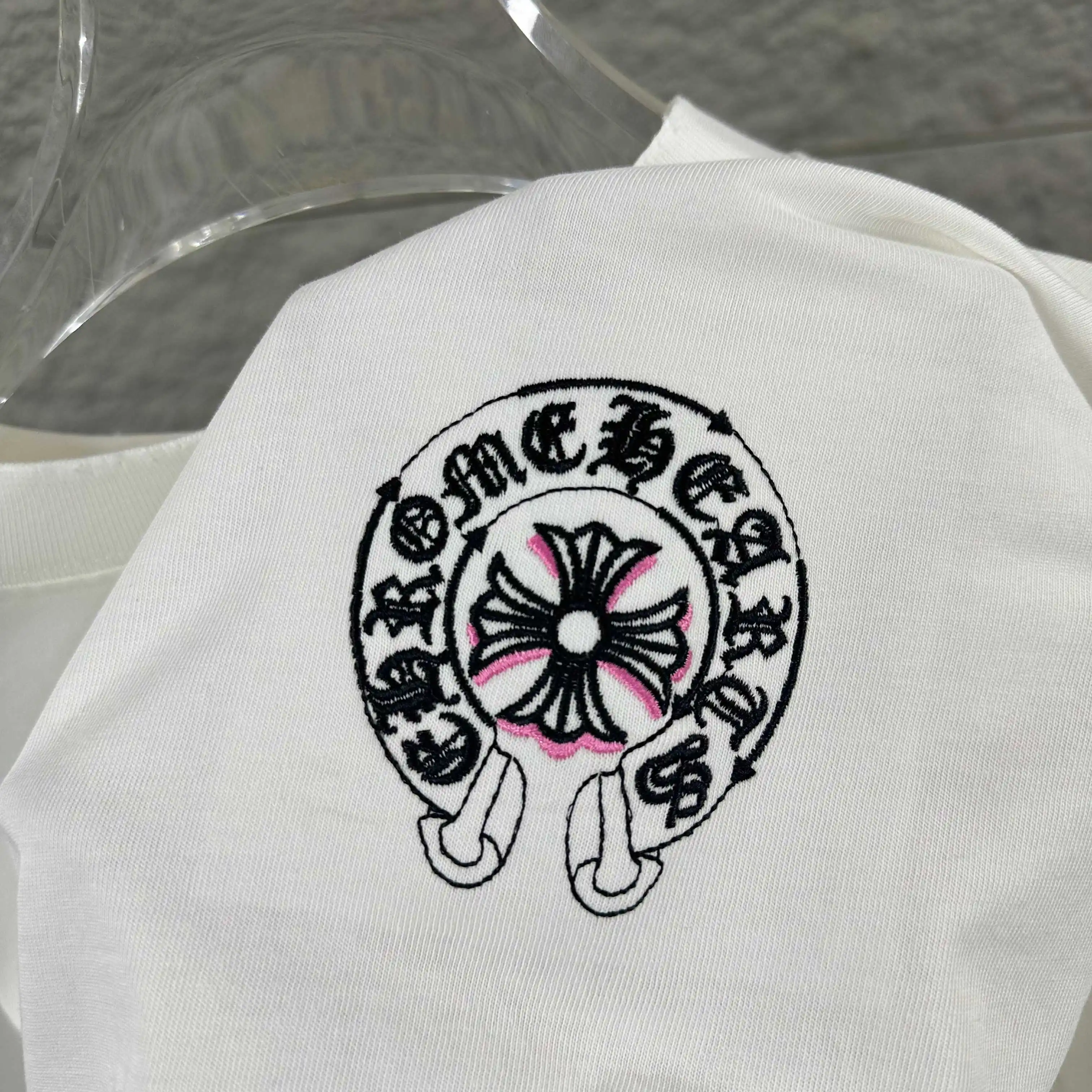 Distressed Logo Embroidery Cotton T-Shirt D14519627 — view 3