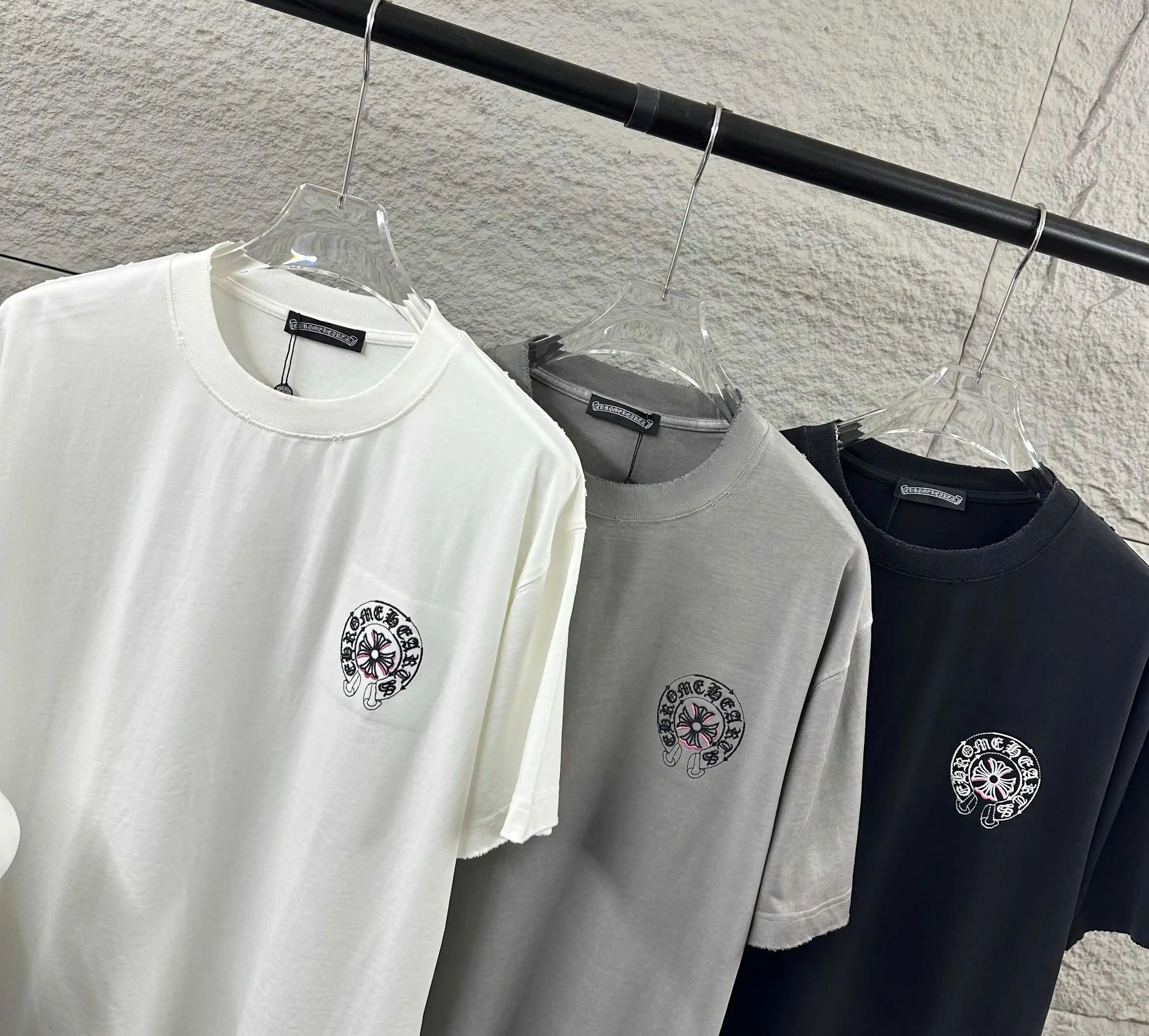 Distressed Logo Embroidery Cotton T-Shirt D14519627 — view 7