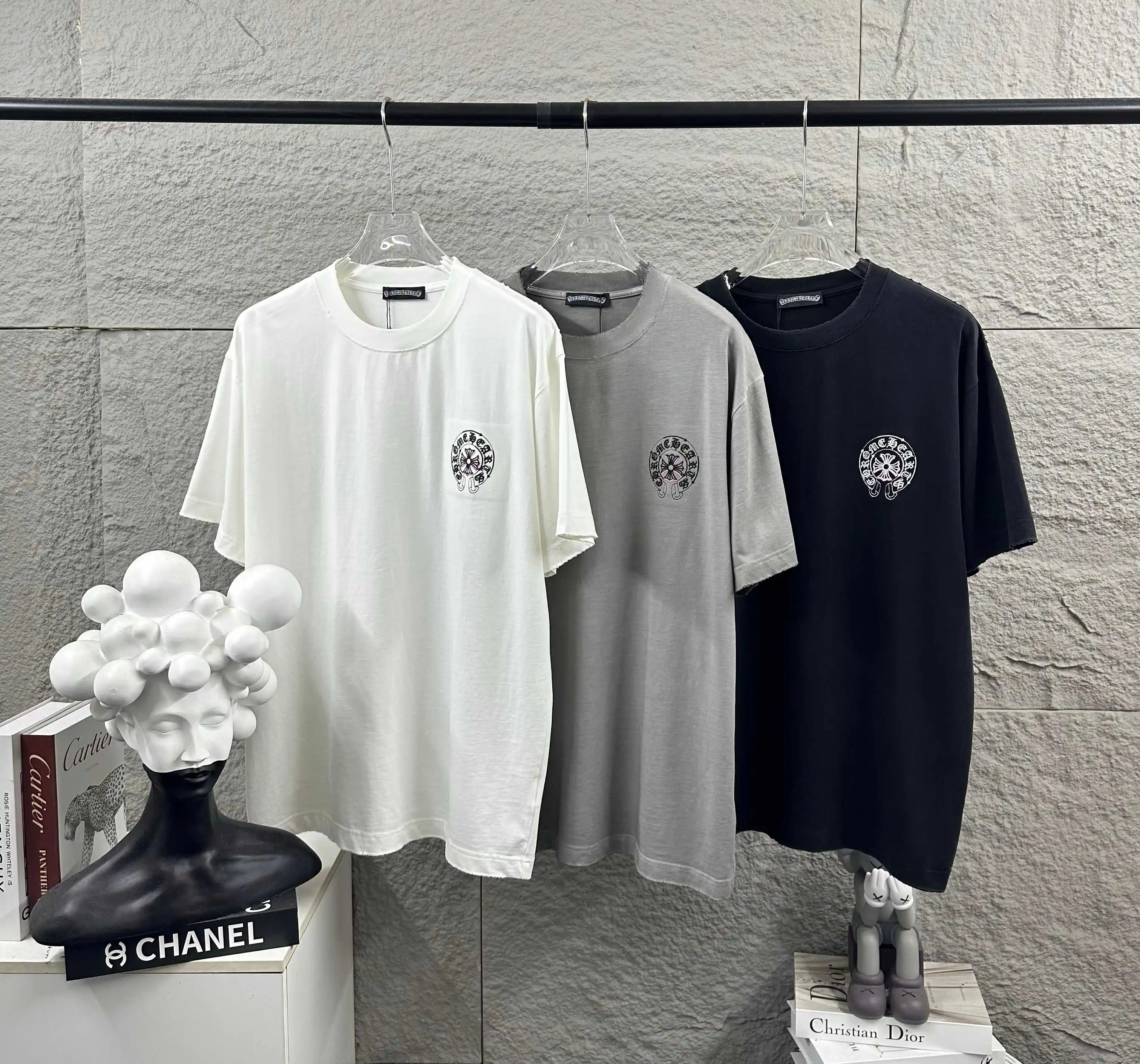 Distressed Logo Embroidery Cotton T-Shirt D14519627 — view 9