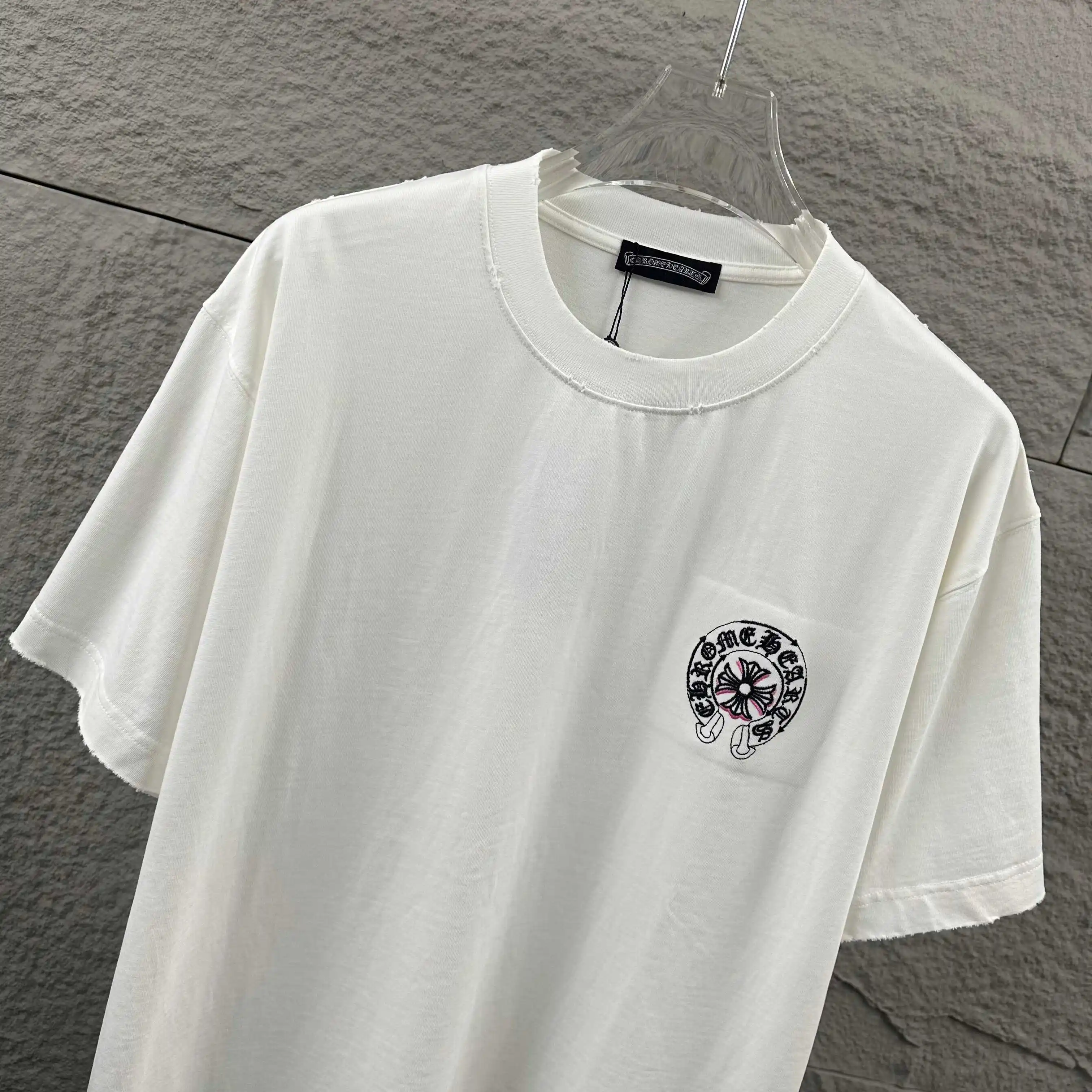 Distressed Logo Embroidery Cotton T-Shirt D14519627 — view 10
