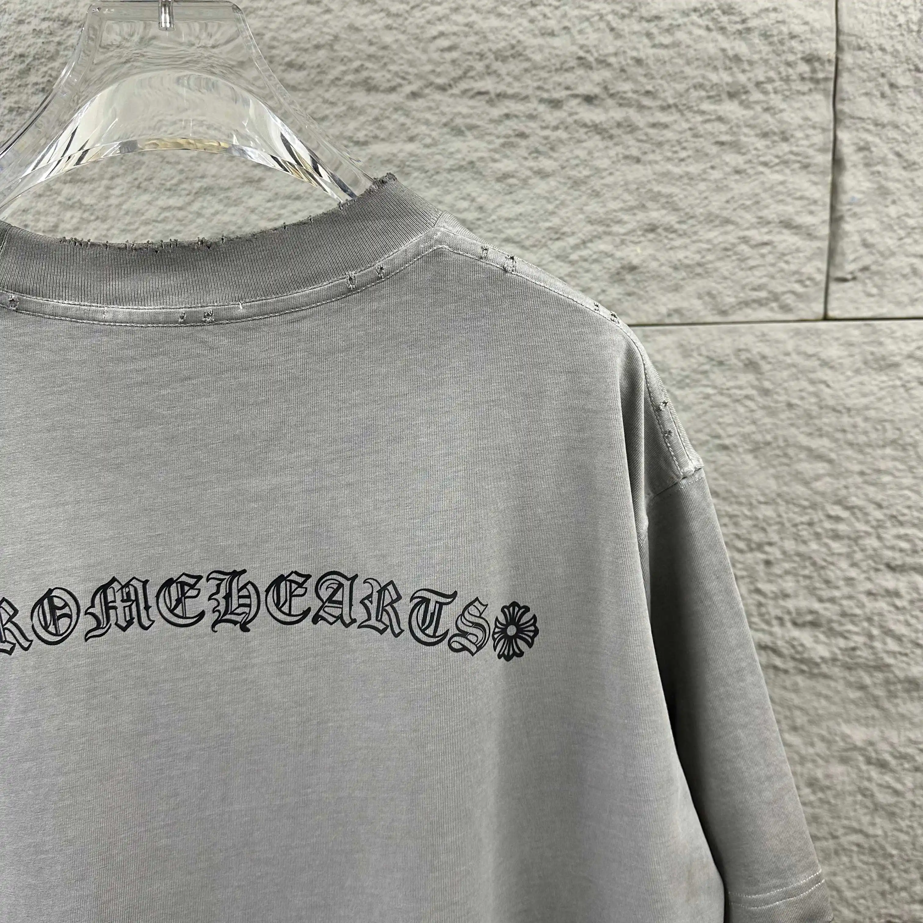 Embroidered Distressed Cotton T-Shirt D14519629 — view 10