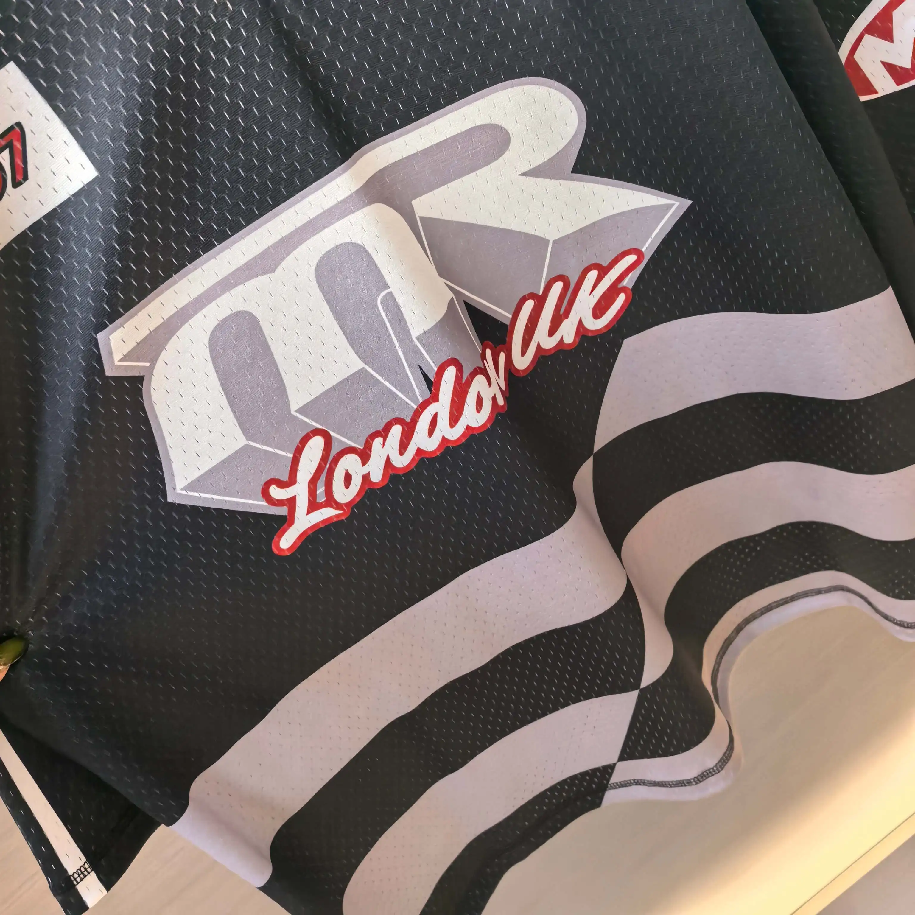 Oversized Logo-Print Mesh Football Jersey D14523791 — view 8