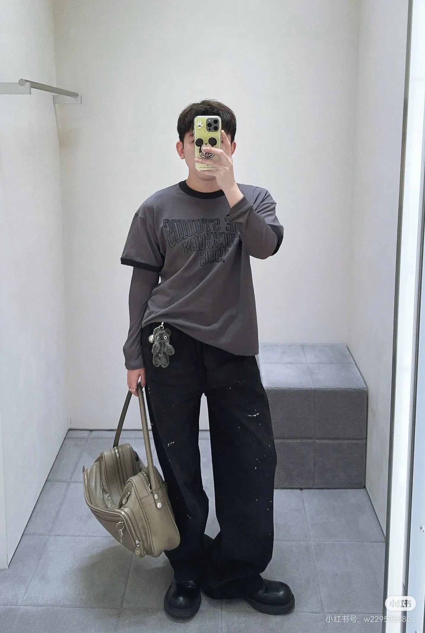 Layered Long-Sleeve Graphic T-Shirt D15023747 — view 6