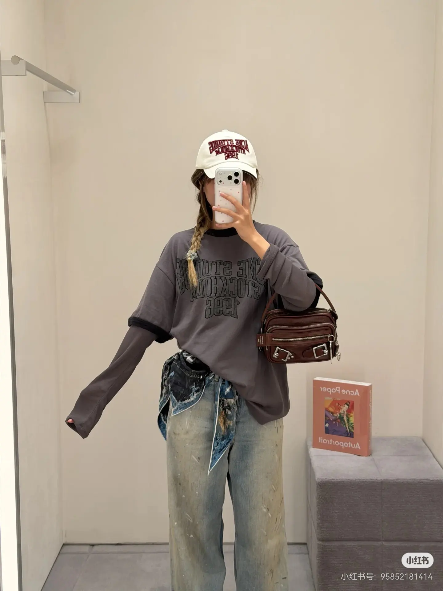 Logo Print Layered Long-Sleeve T-Shirt D15023745 — view 4