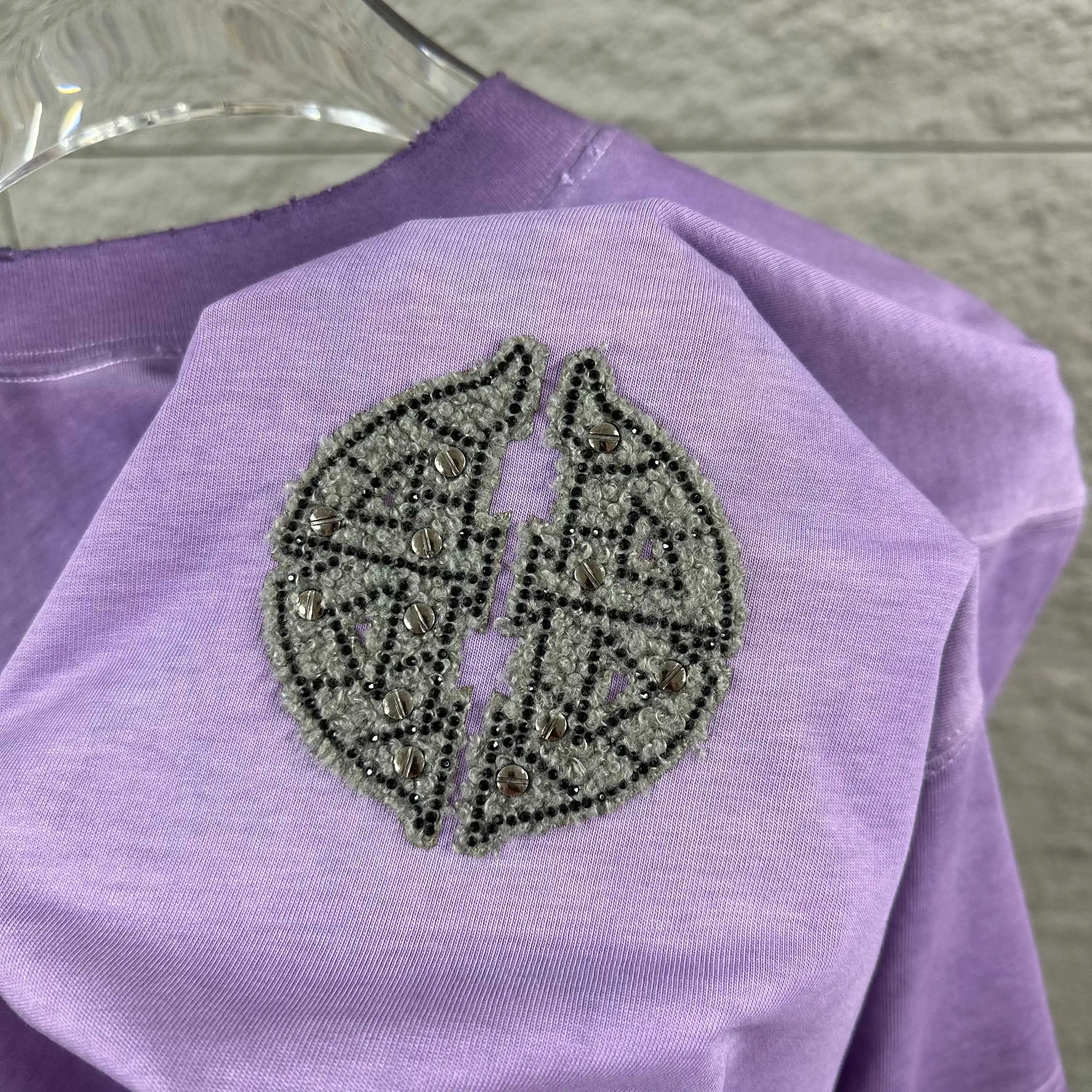 Distressed Rhinestone Logo Cotton T-Shirt D15012480 — view 3