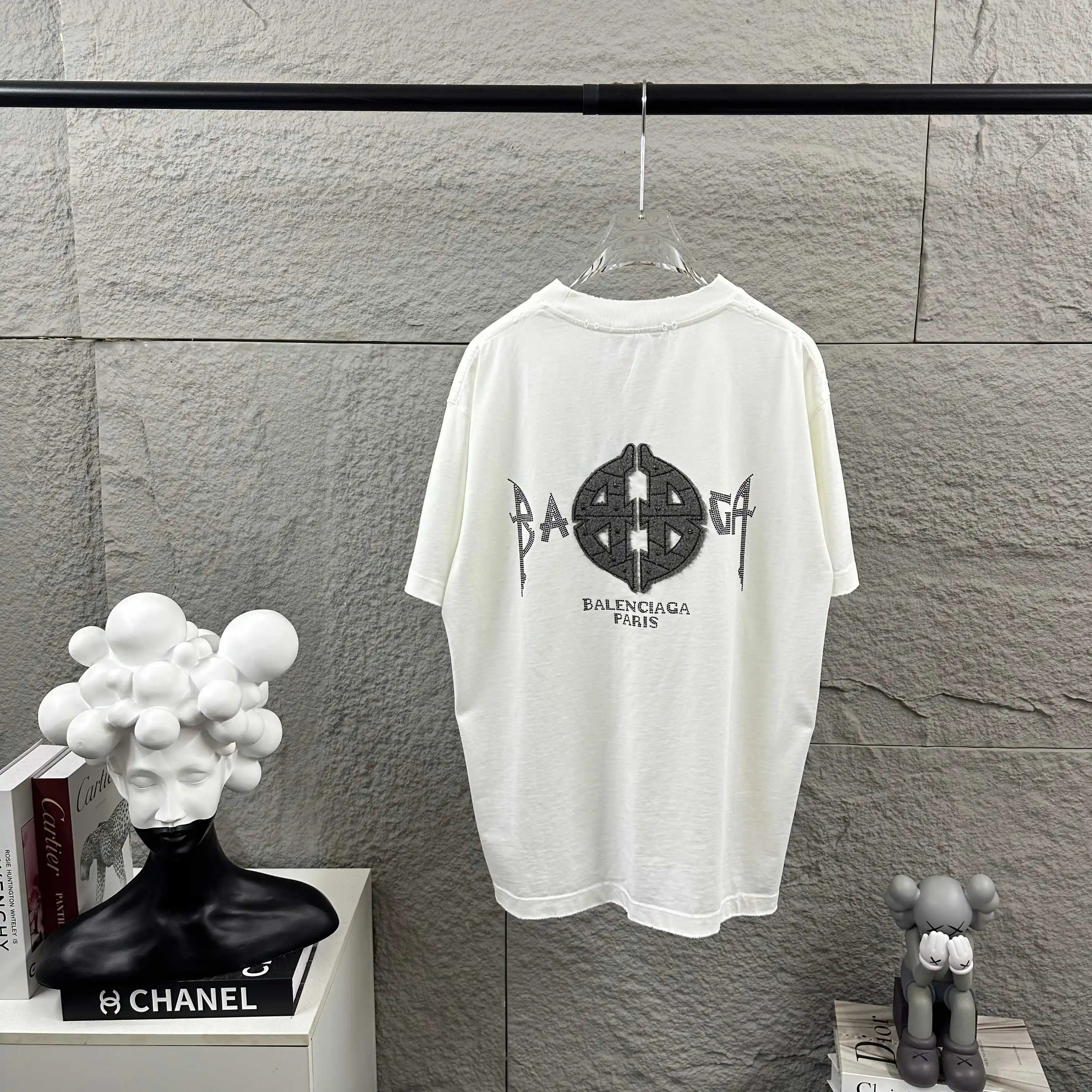 Distressed Rhinestone Logo Cotton T-Shirt D15012477