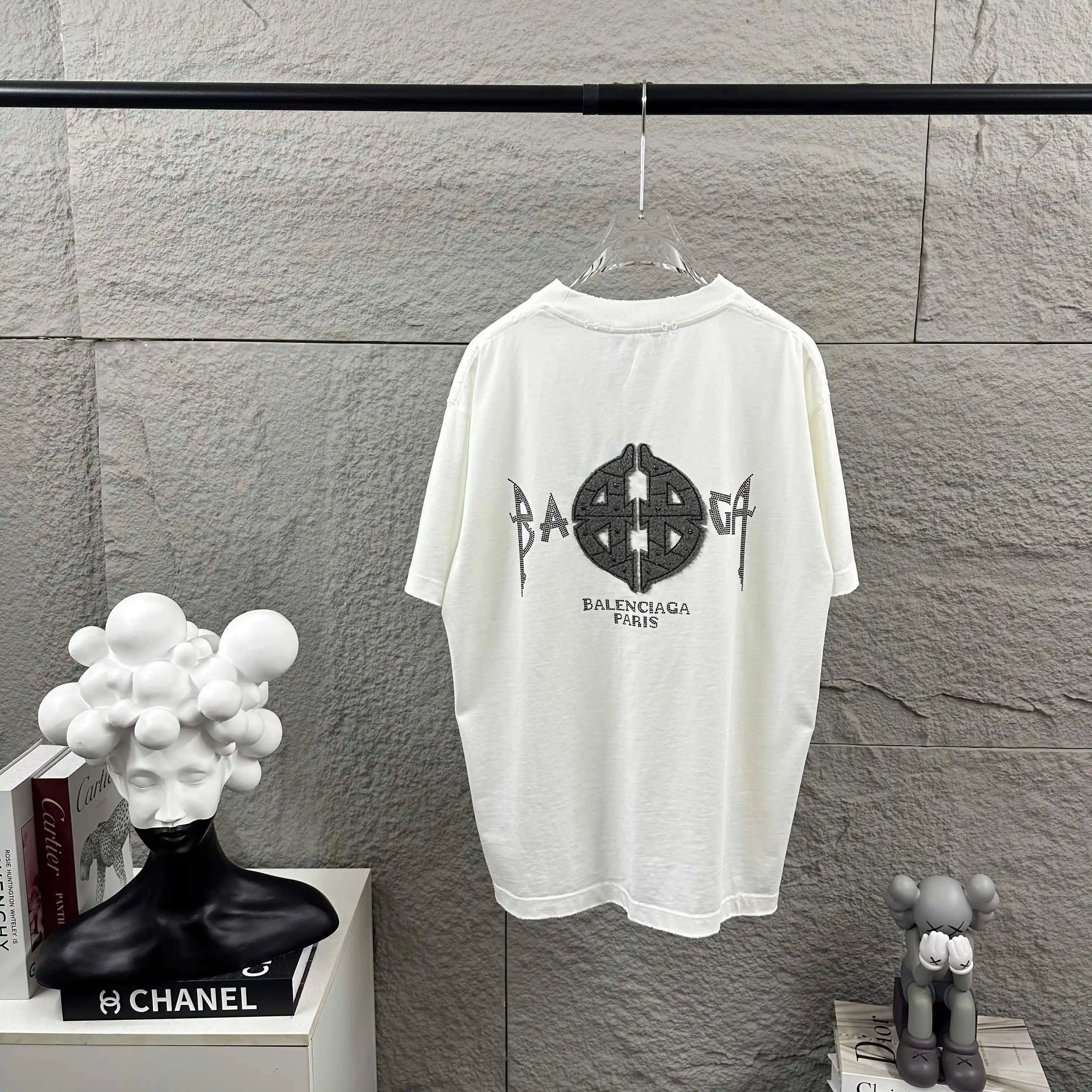 Distressed Rhinestone Logo Cotton T-Shirt D15012477