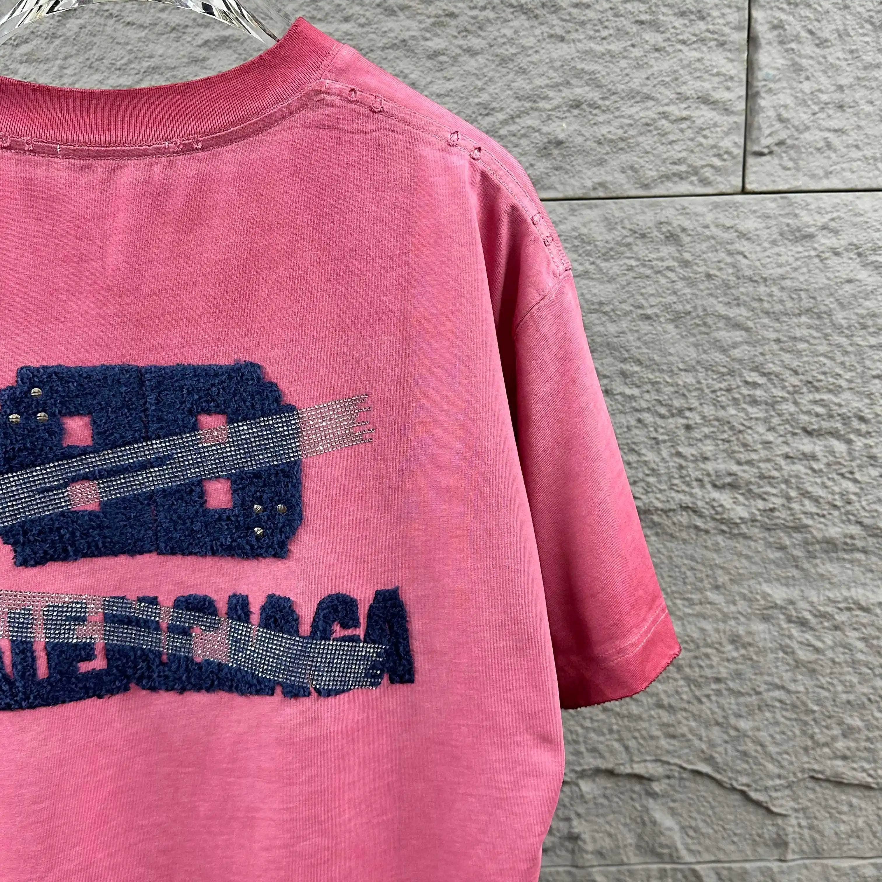 Distressed Logo Appliqué Cotton T-Shirt D15012475 — view 9