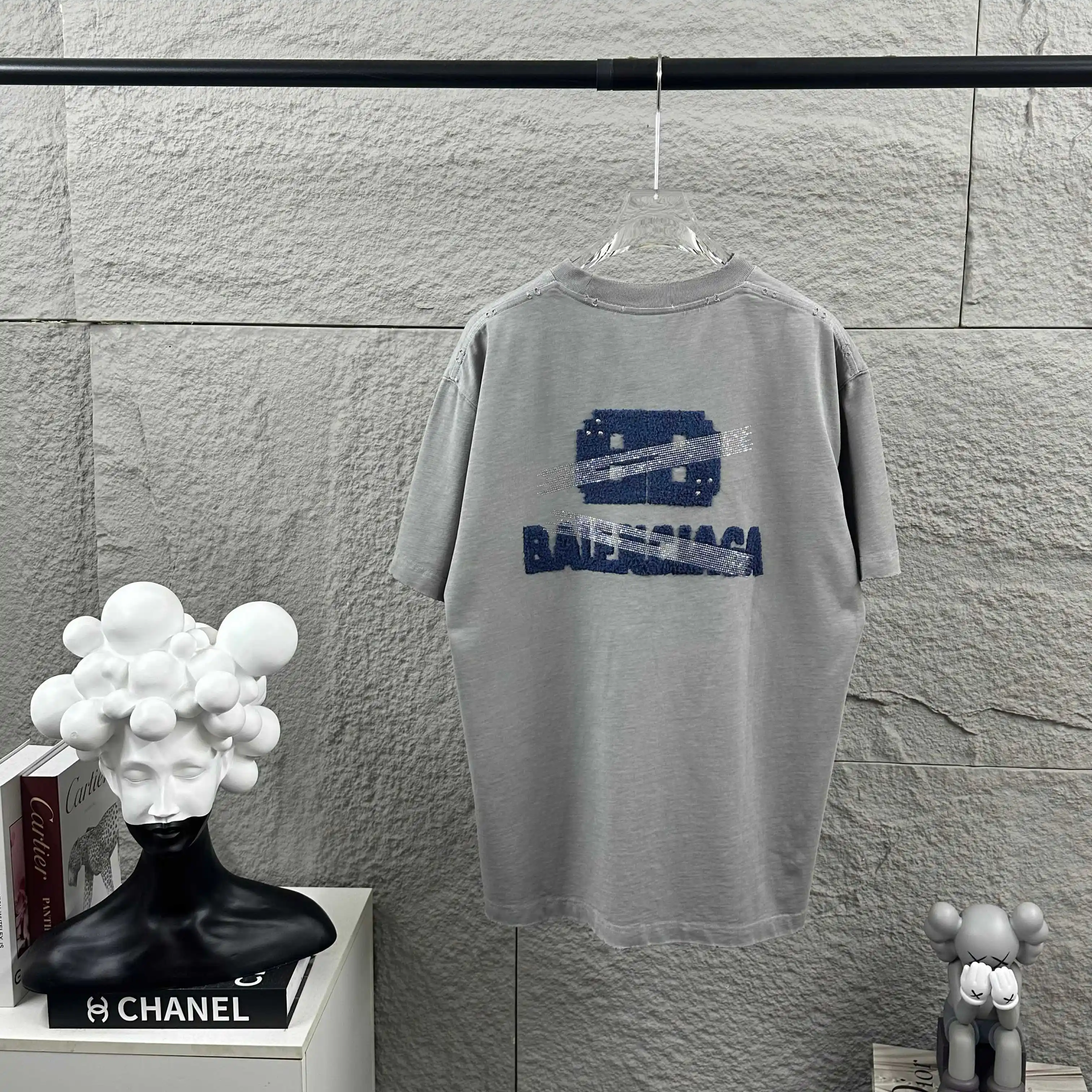 Distressed Logo Appliqué Cotton T-Shirt D15012476