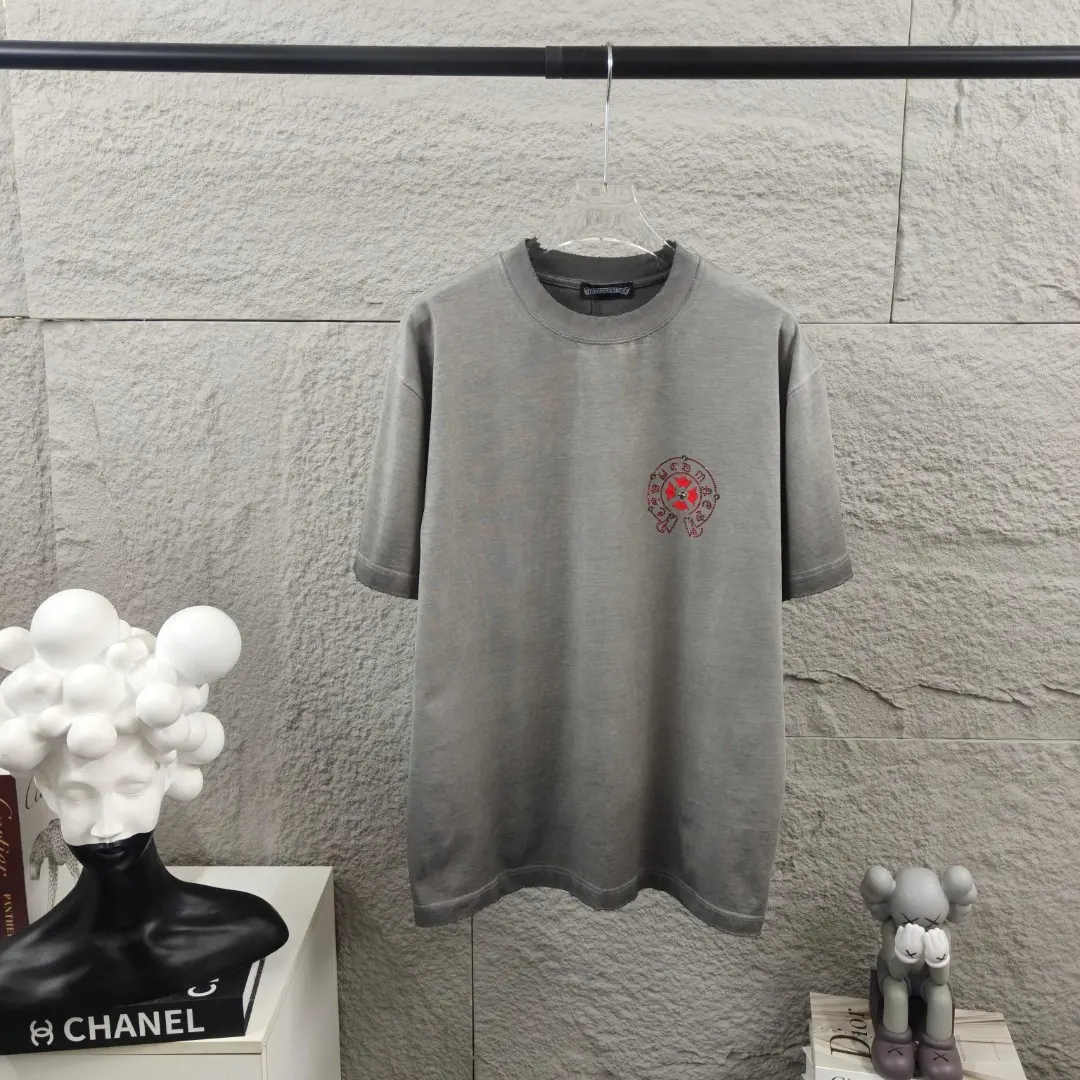 Chrome Hearts Rhinestone Horseshoe Cotton T-Shirt D15019663 — view 2