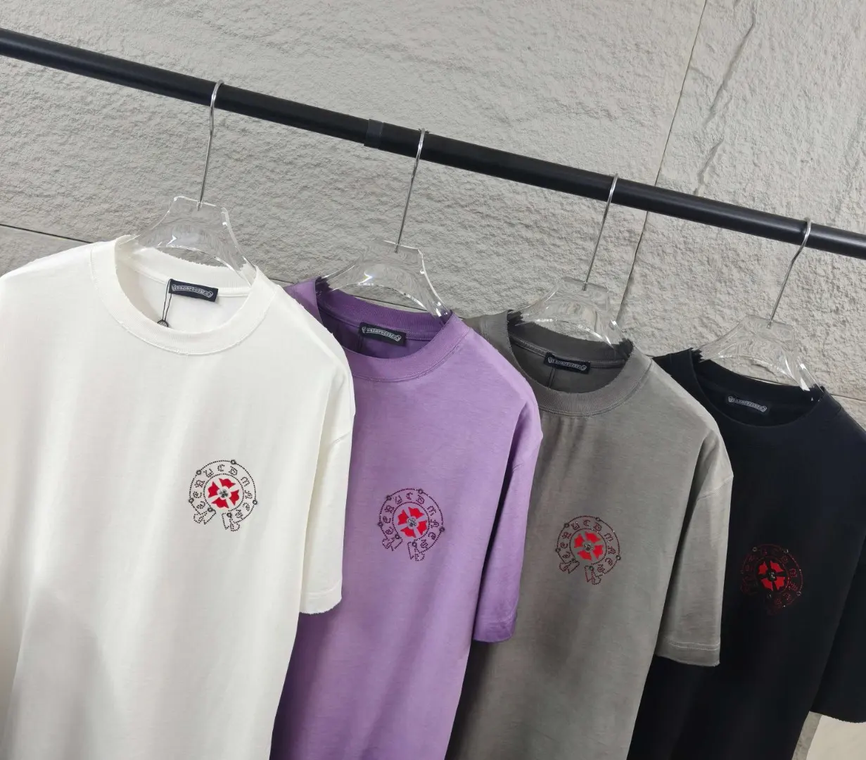 Chrome Hearts Distressed Rhinestone Horseshoe T-Shirt D15019660 — view 8