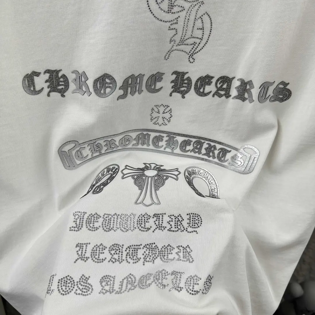 Chrome Hearts Distressed Logo Cotton T-Shirt D15019672 — view 10