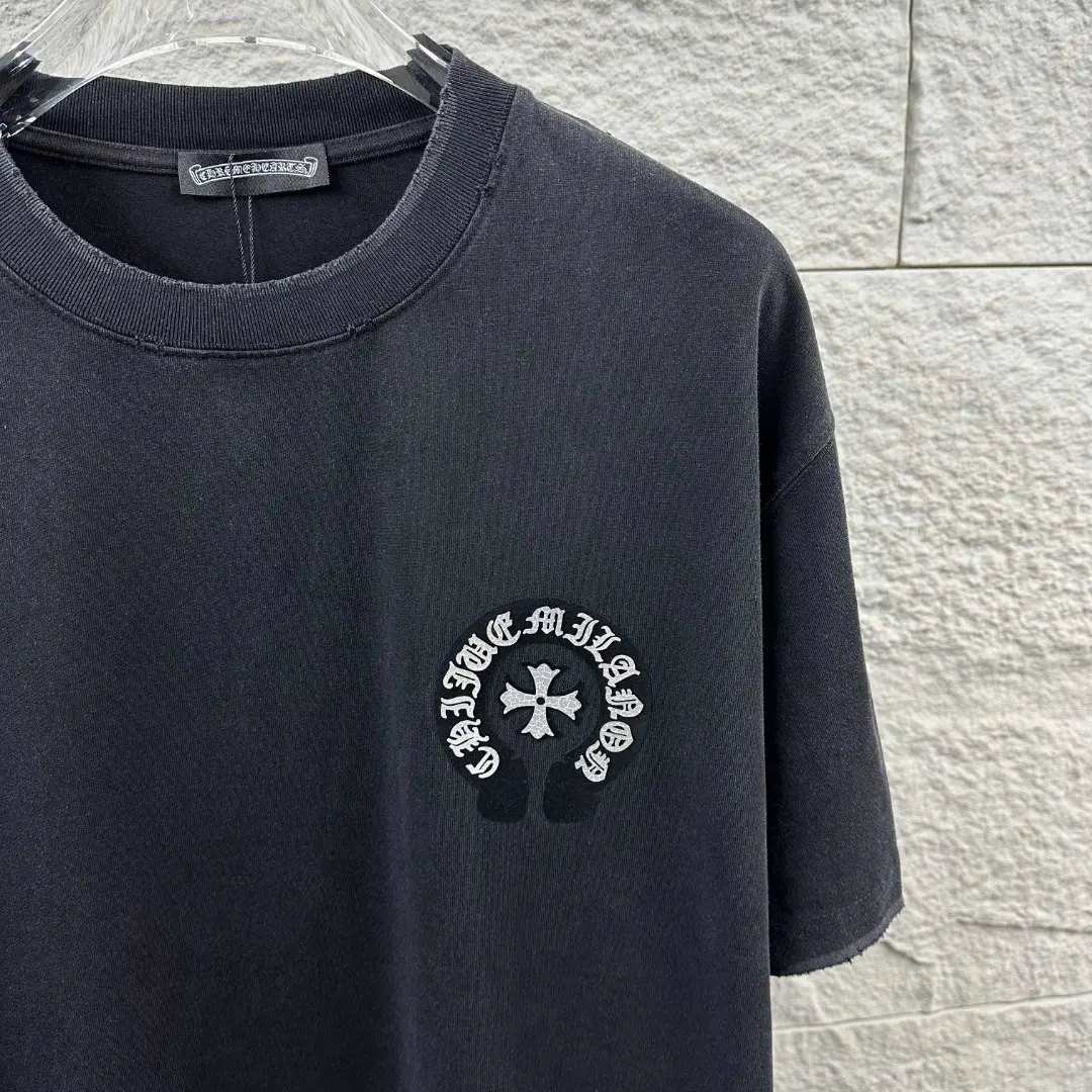 Washed Cotton Distressed Logo T-Shirt D15019679 — view 4