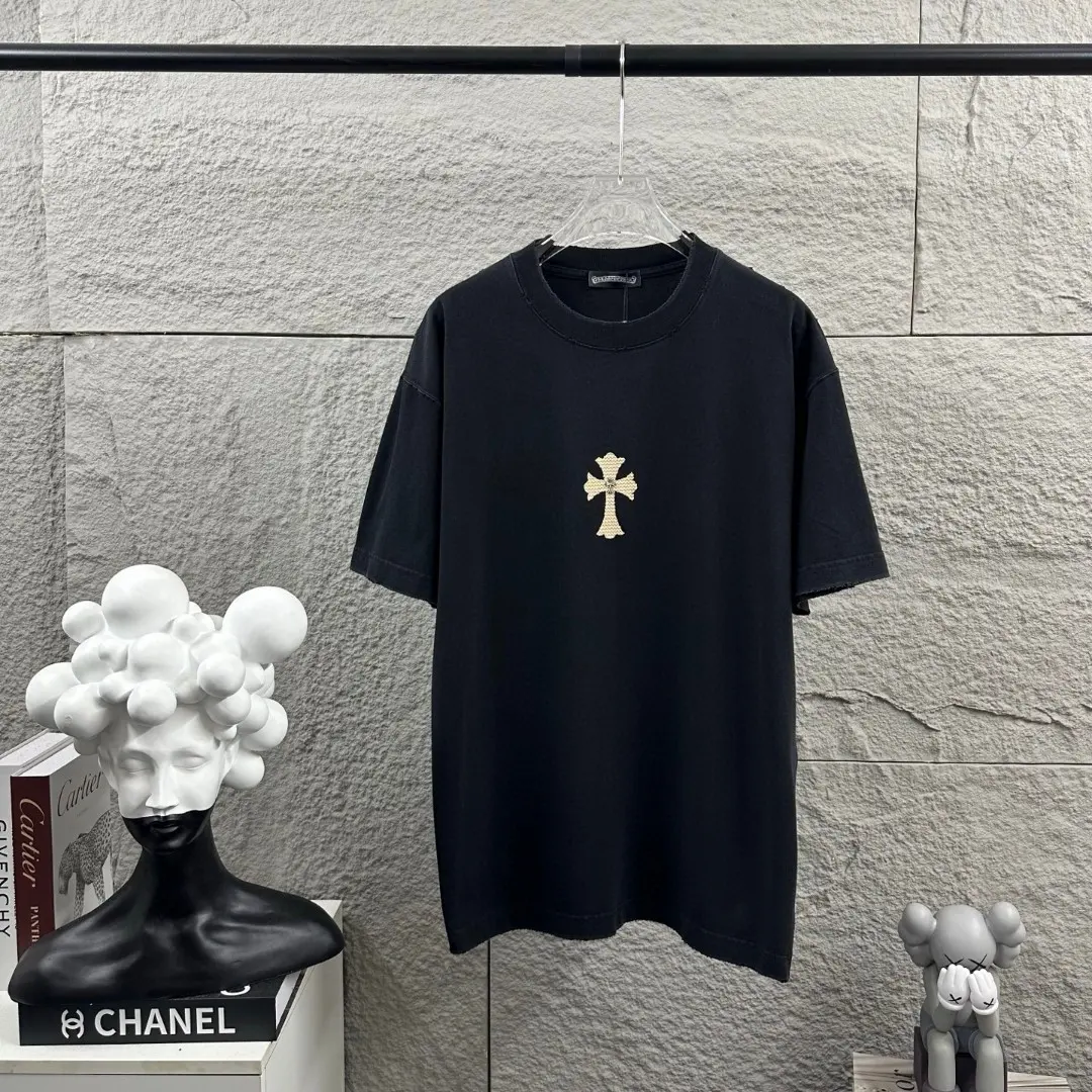 Chrome Hearts Distressed Cross Patch T-Shirt D15019704