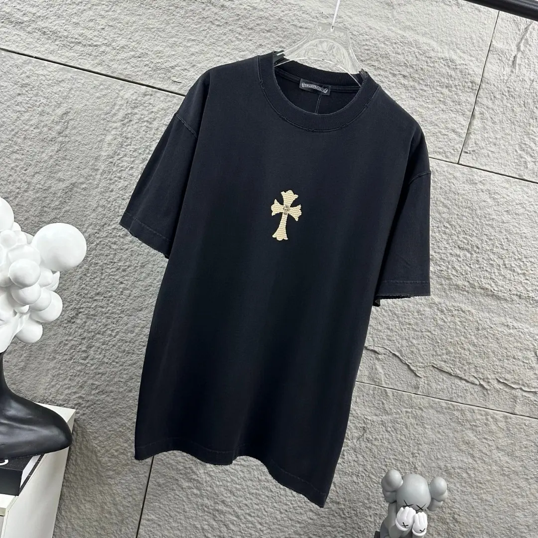 Chrome Hearts Distressed Cross Patch T-Shirt D15019704 — view 3