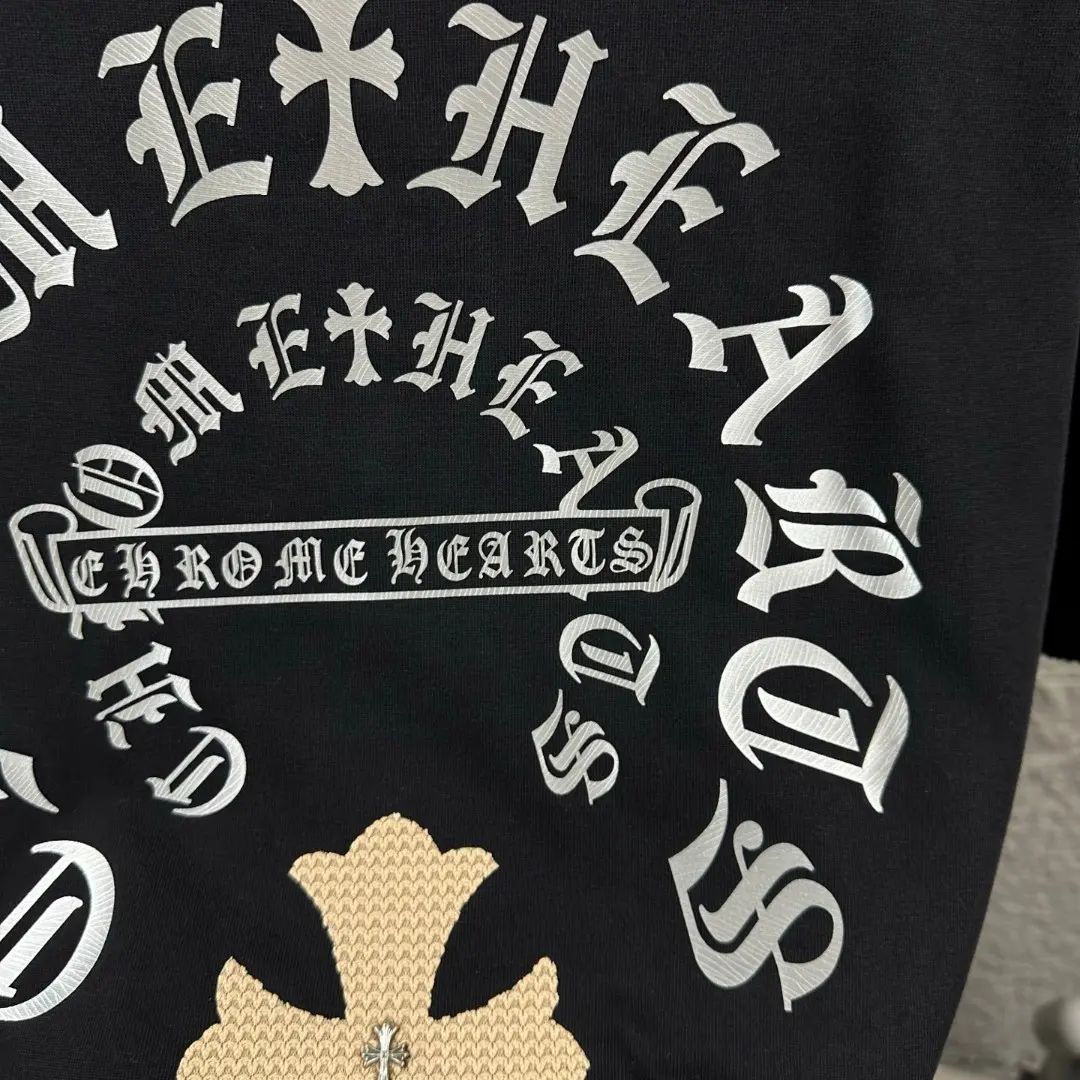 Chrome Hearts Distressed Cross Patch T-Shirt D15019704 — view 7
