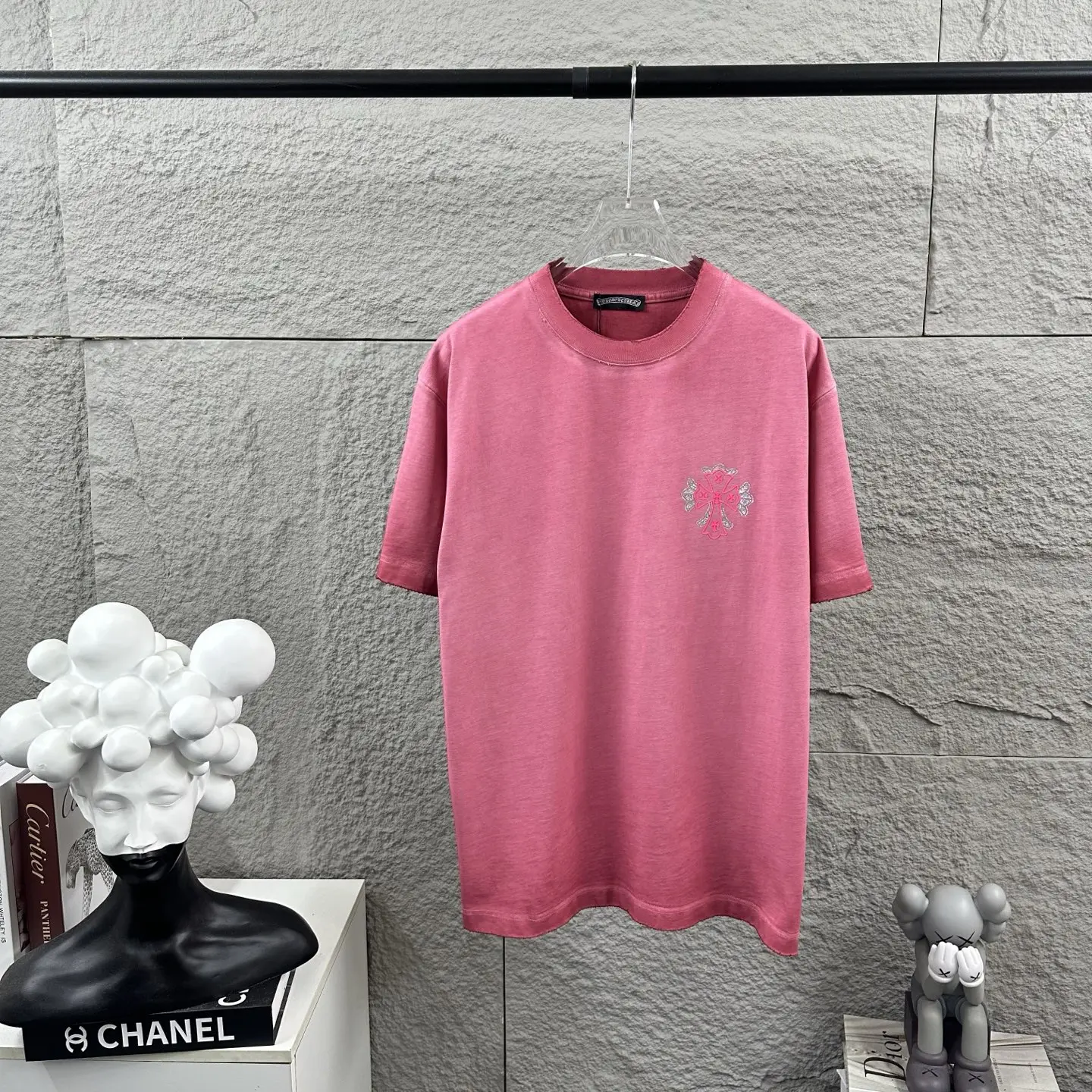 Rhinestone Logo Distressed Cotton T-Shirt D15019720 — view 2