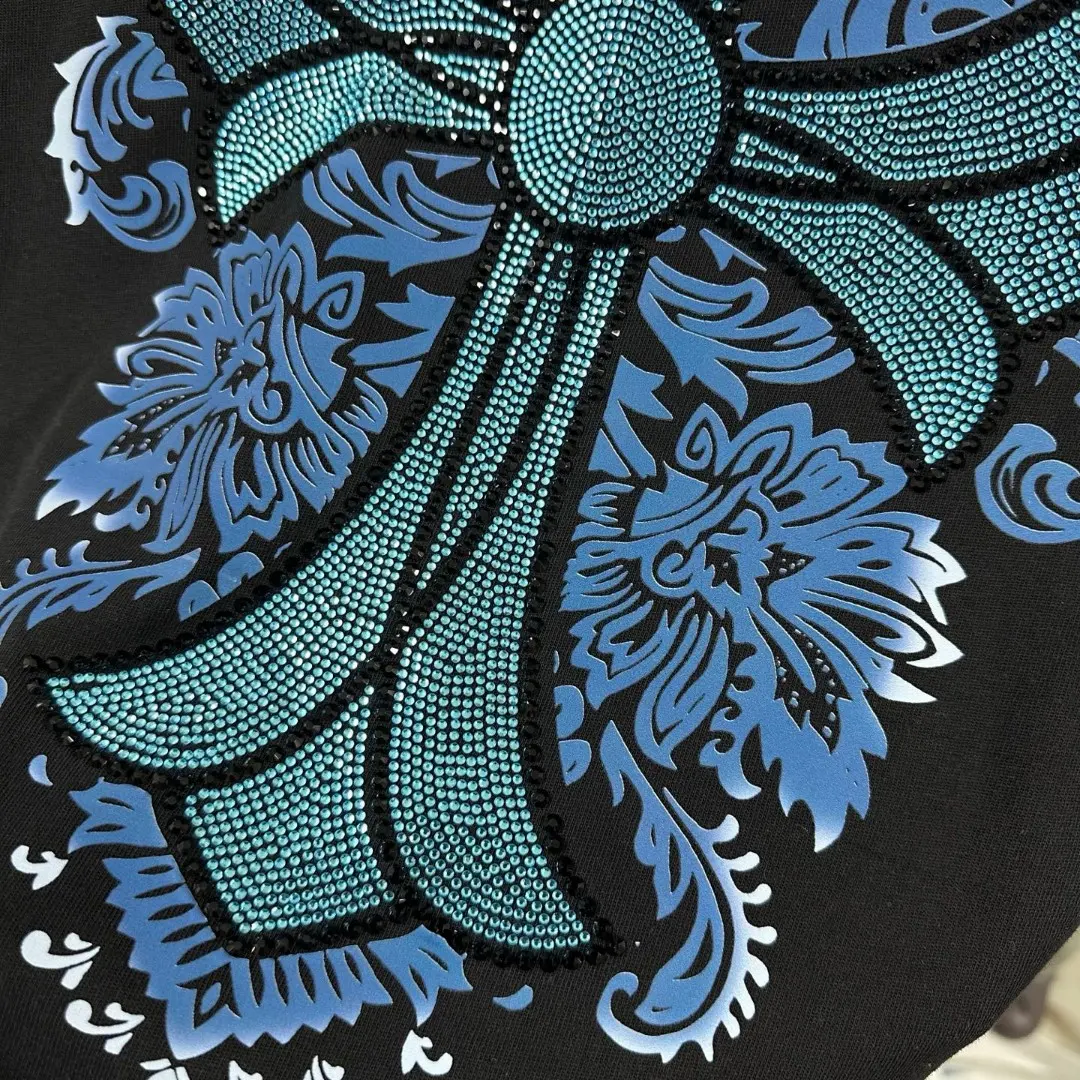 Rhinestone Cross Graphic Cotton T-Shirt D15019641 — view 8