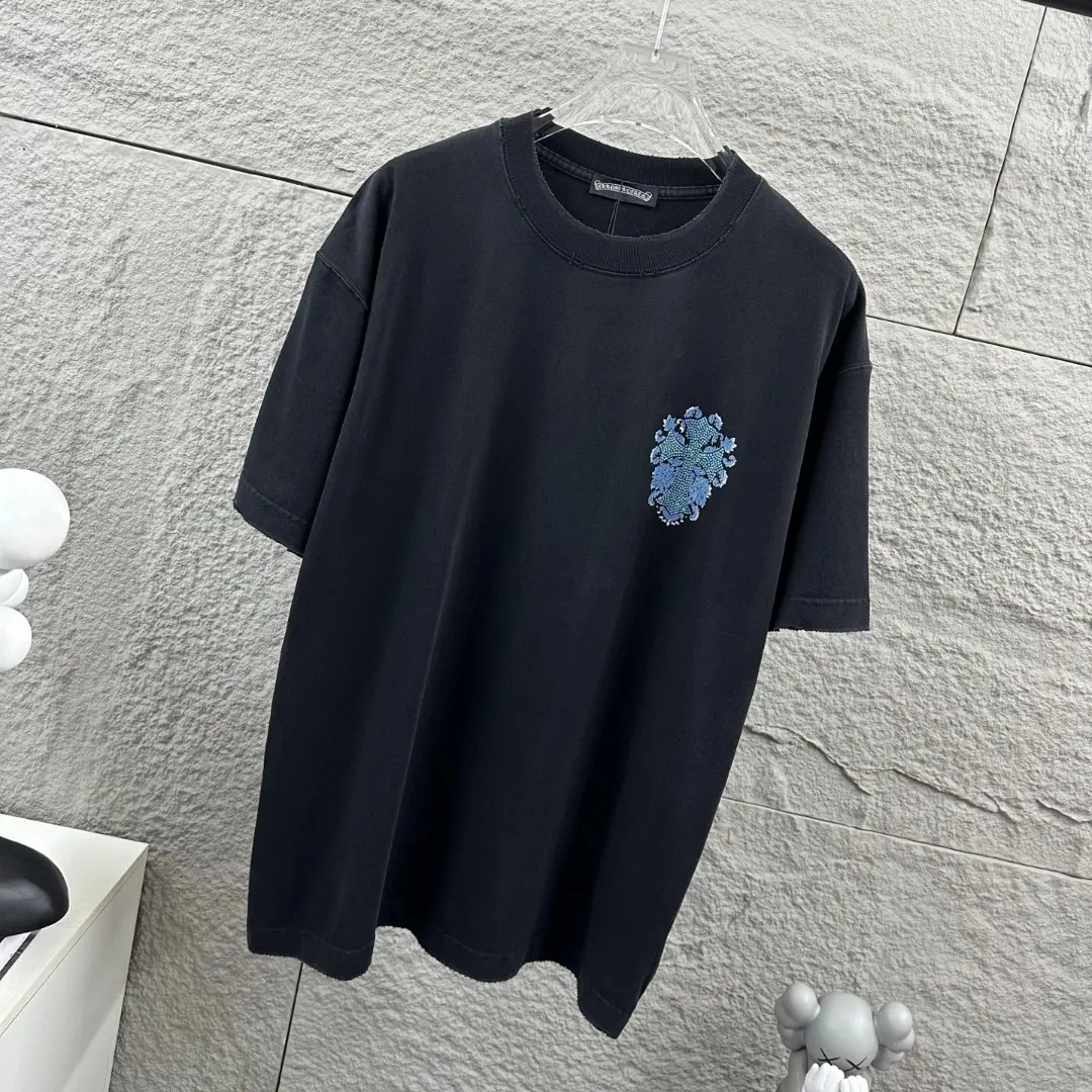 Rhinestone Cross Graphic Cotton T-Shirt D15019641 — view 10