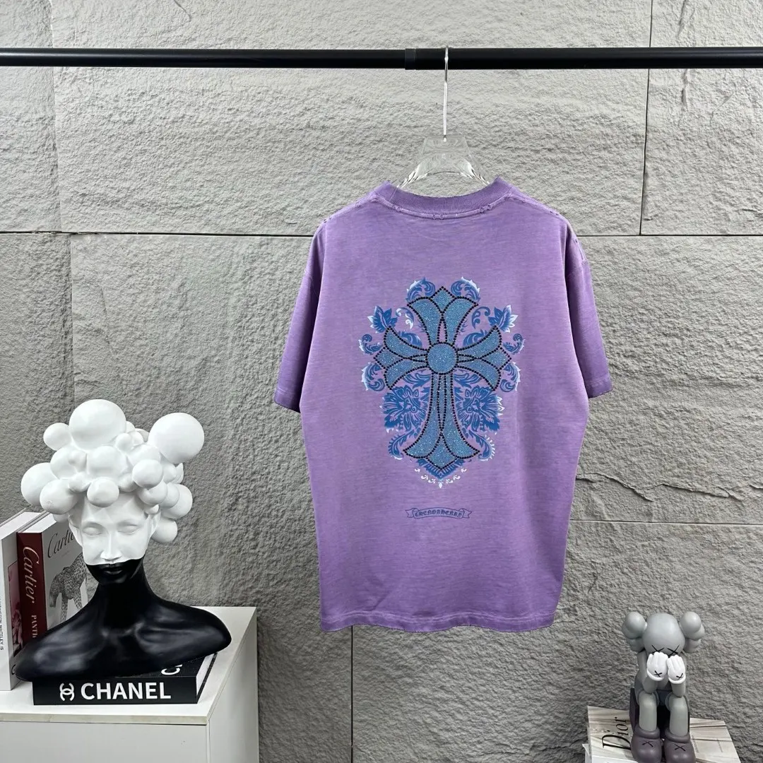 Chrome Hearts Distressed Rhinestone Cross T-Shirt D15019643