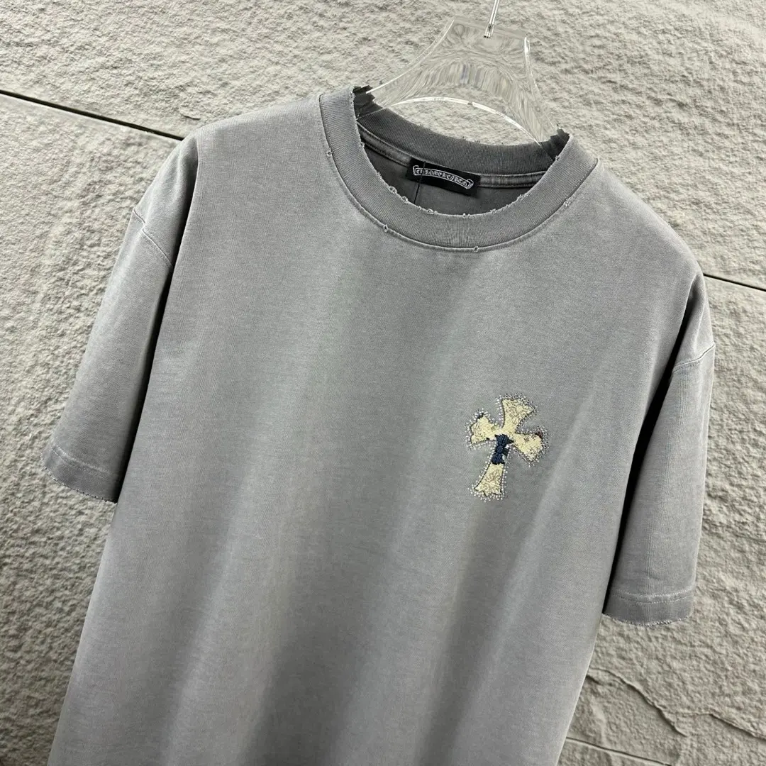 Embellished Cross Patch Washed Cotton T-Shirt D15019682 — view 2