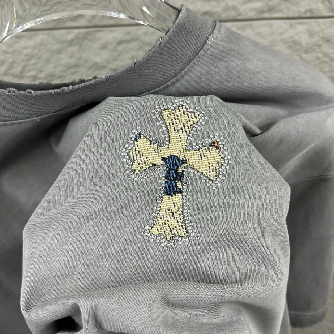 Embellished Cross Patch Washed Cotton T-Shirt D15019682 — view 3