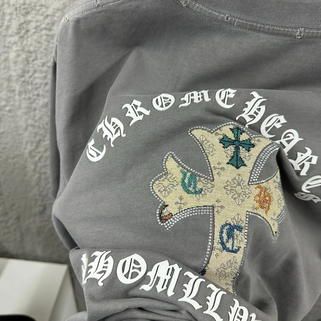 Embellished Distressed Cotton T-Shirt D15019655 — view 8