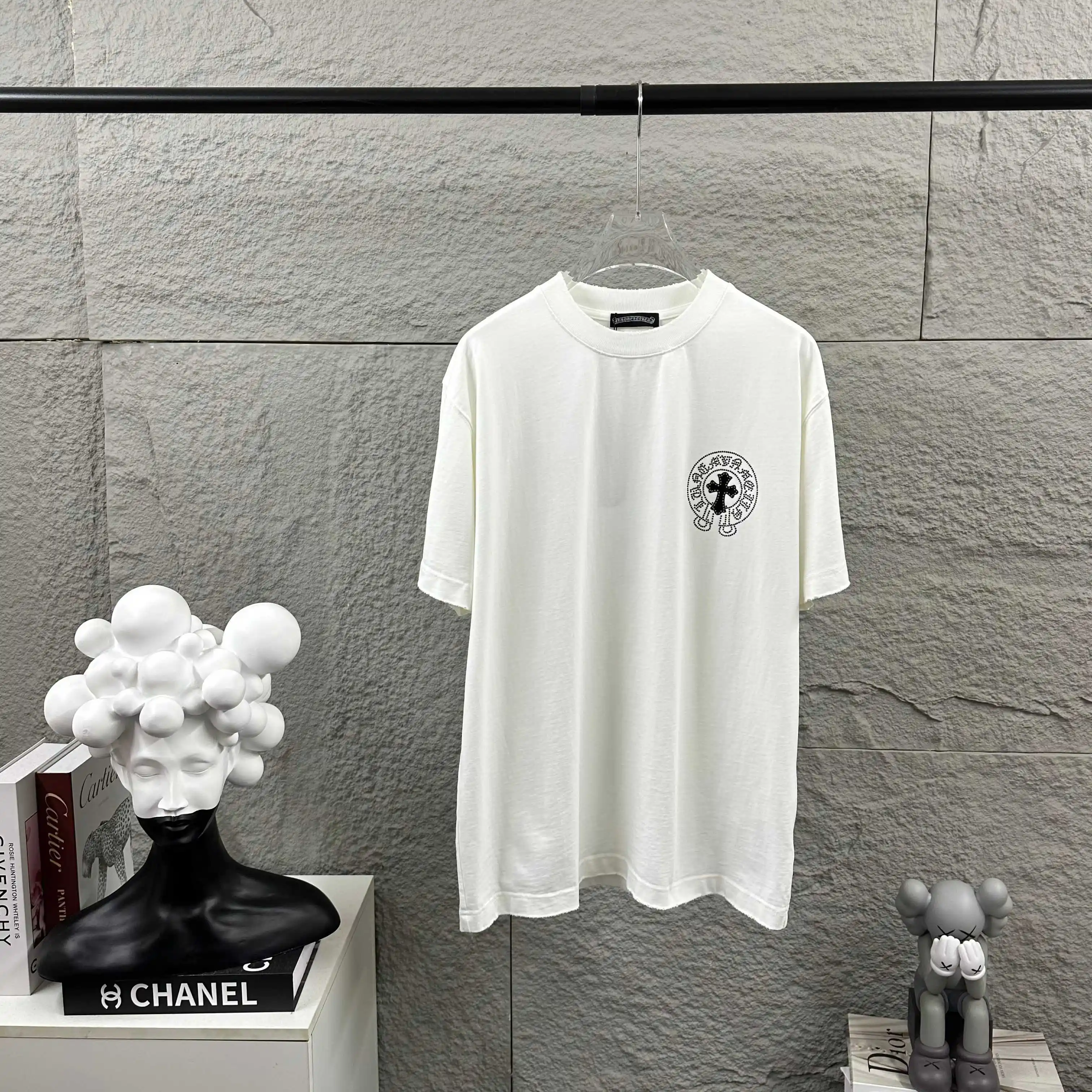 Rhinestone Embellished Distressed Cotton T-Shirt D15012500 — view 2