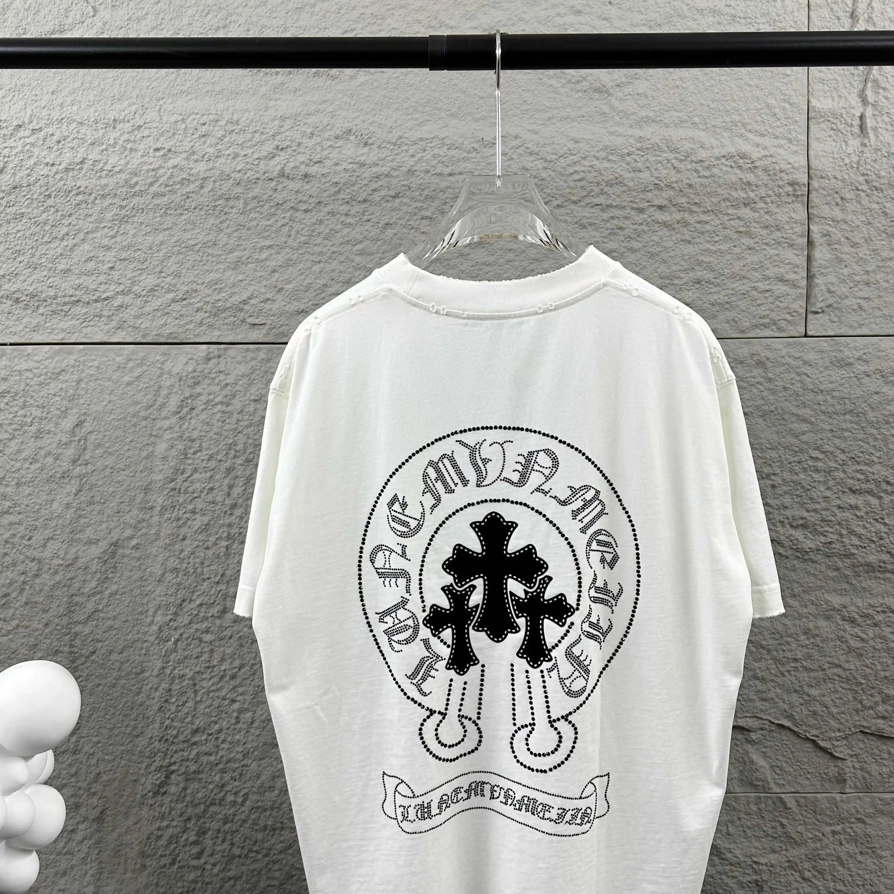 Rhinestone Embellished Distressed Cotton T-Shirt D15012500 — view 7