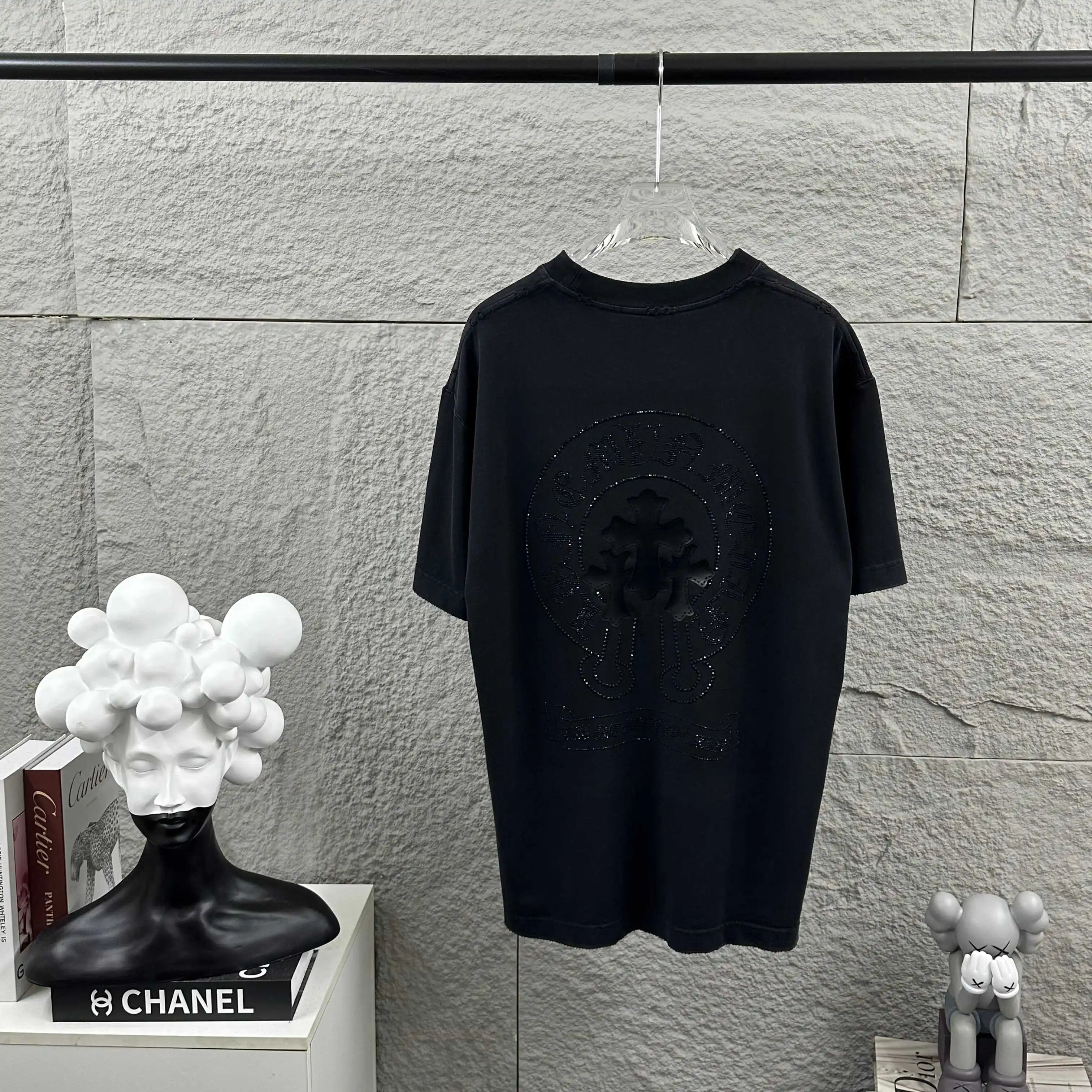 Embellished Distressed Cotton T-Shirt D15012501 — view 8