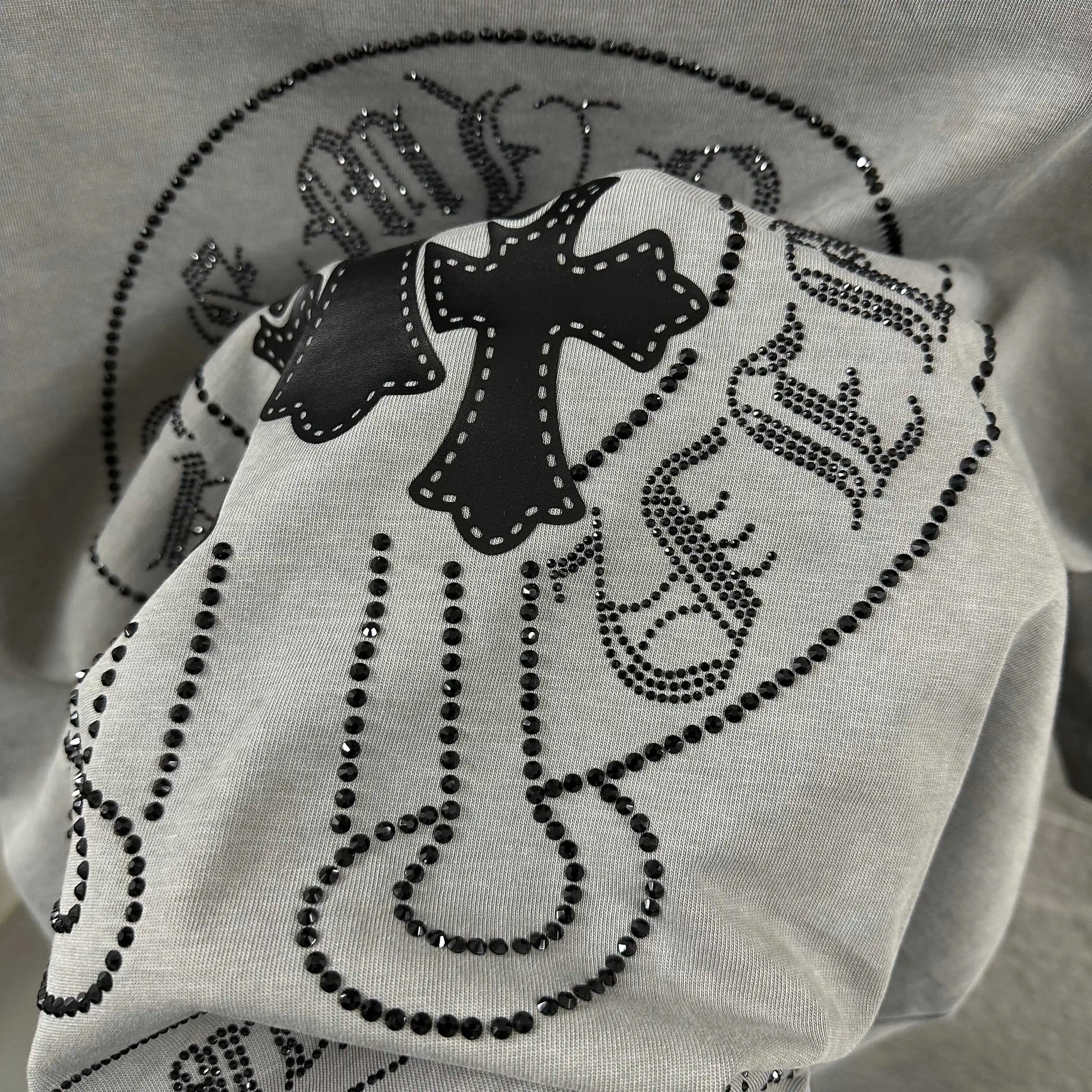Embellished Distressed Cotton T-Shirt D15012502 — view 6