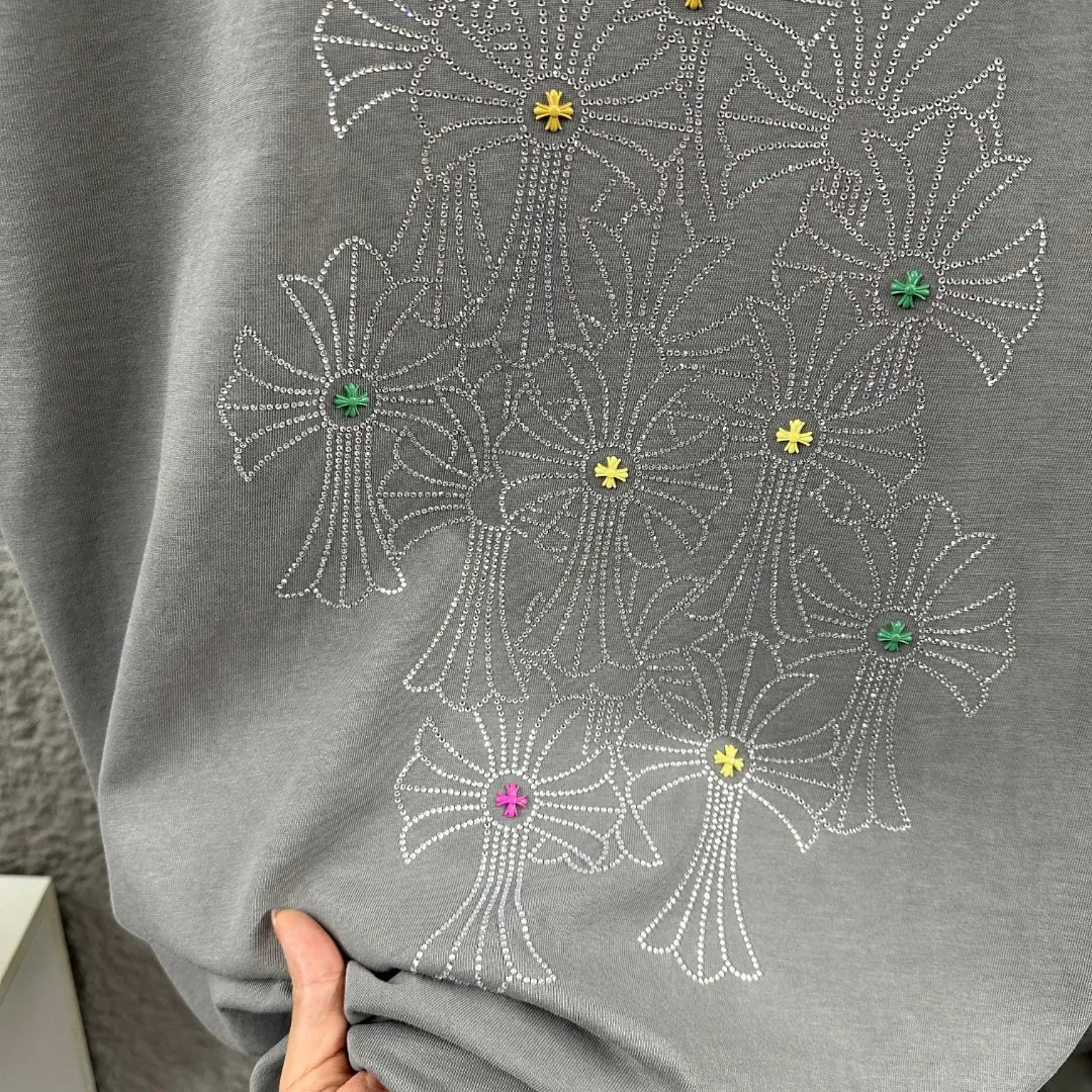 Distressed Rhinestone Cross Graphic T-Shirt D15019697 — view 5