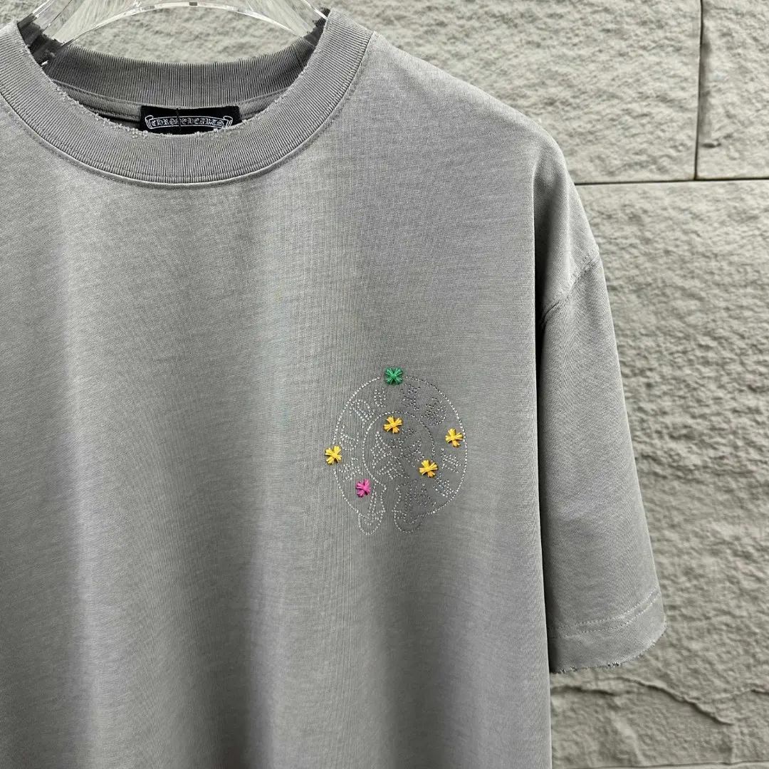 Distressed Rhinestone Cross Cotton T-Shirt D15019691 — view 4
