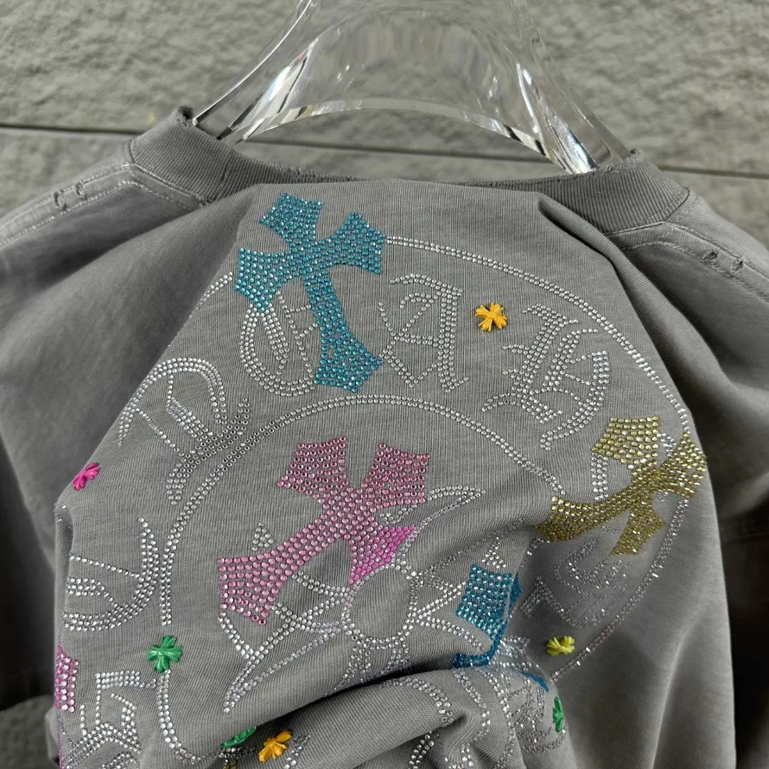 Distressed Rhinestone Cross Cotton T-Shirt D15019691 — view 6