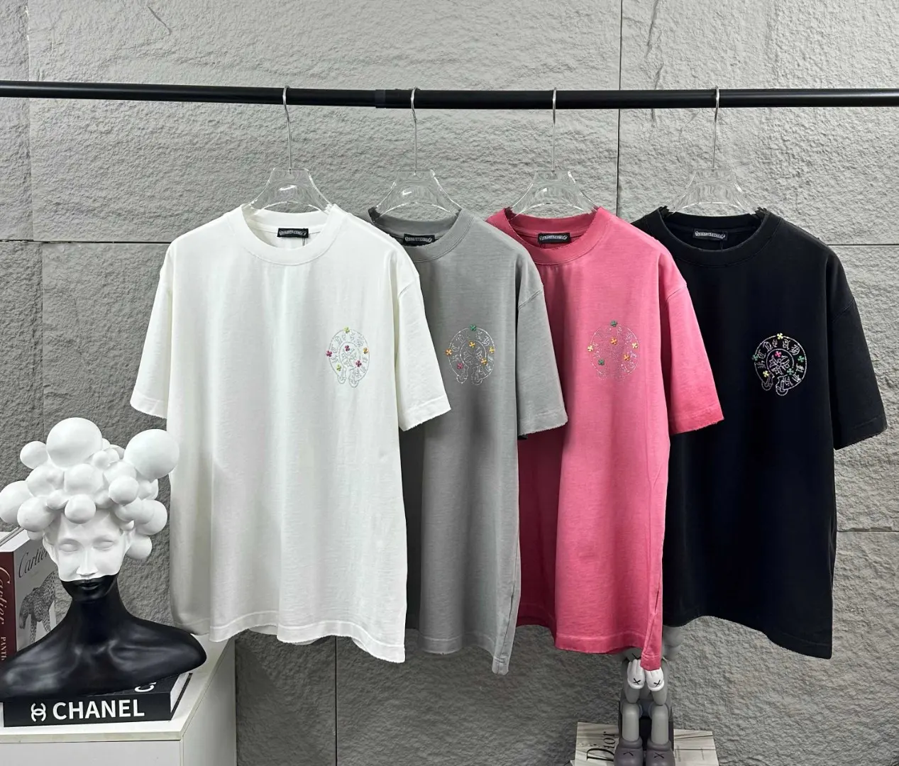 Distressed Rhinestone Logo Cotton T-Shirt D15019688 — view 8