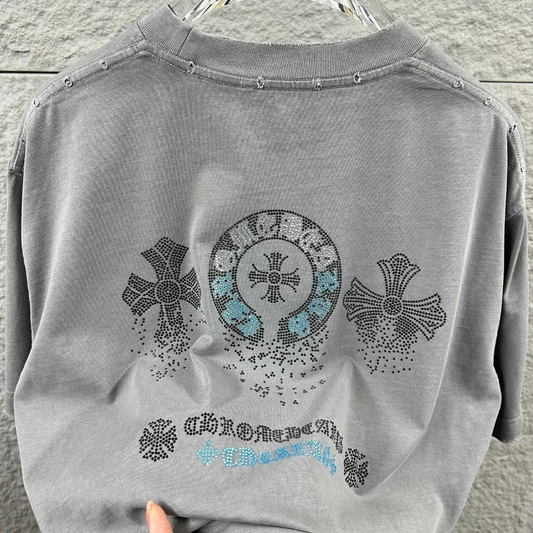 Rhinestone Embellished Distressed Cotton T-Shirt D15019694 — view 7