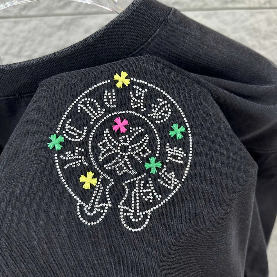 Rhinestone Horseshoe Logo Distressed T-Shirt D15019689 — view 3