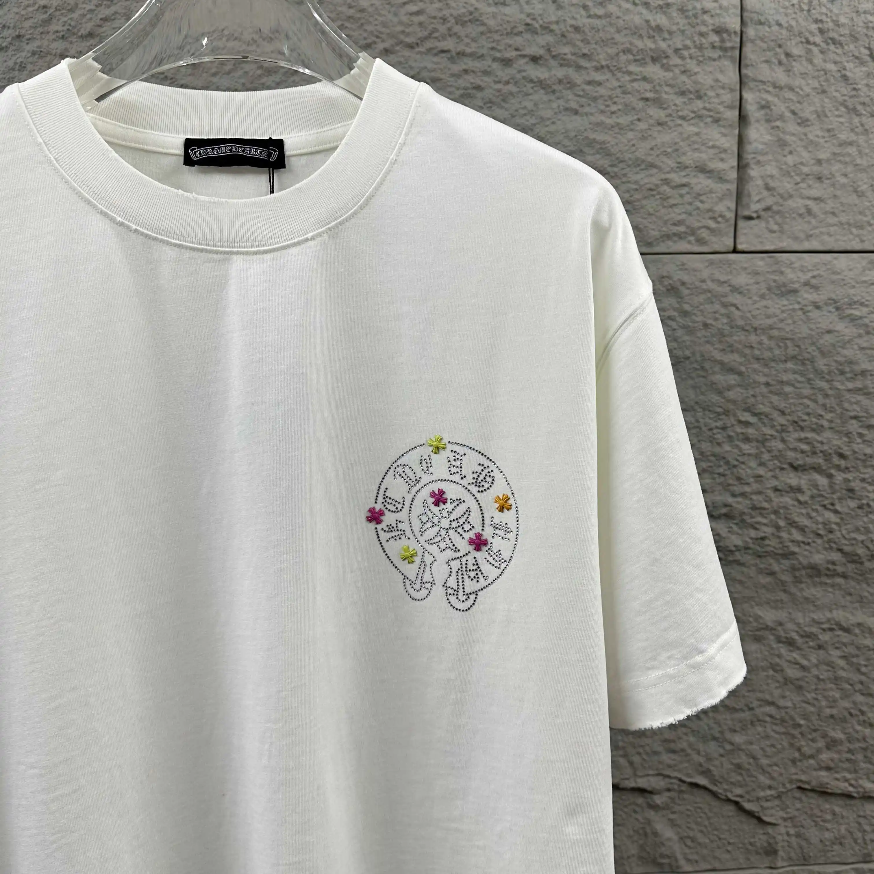 Rhinestone Embellished Distressed Cotton T-Shirt D15012481 — view 4