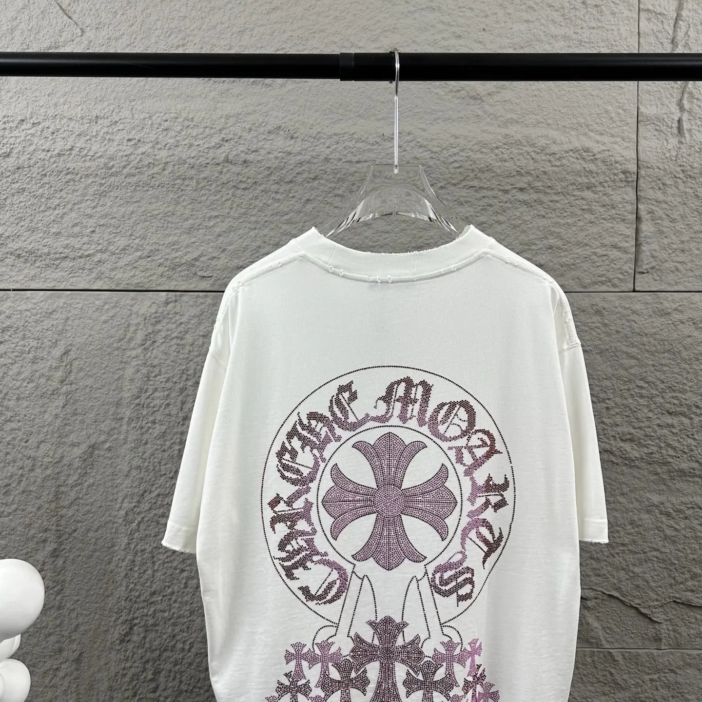 Distressed Rhinestone Logo Cotton T-Shirt D15019722 — view 11