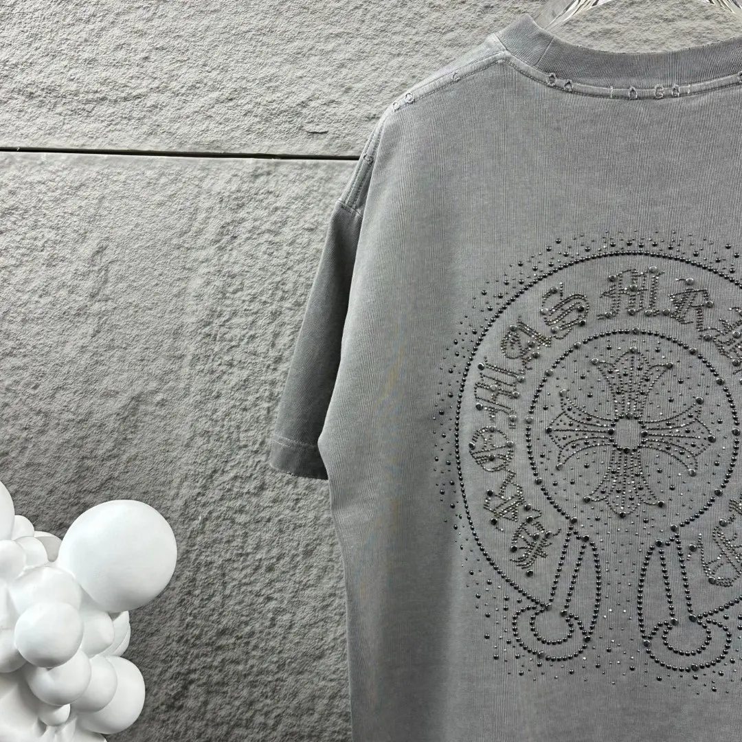 Distressed Rhinestone Logo Cotton T-Shirt D15019646 — view 6