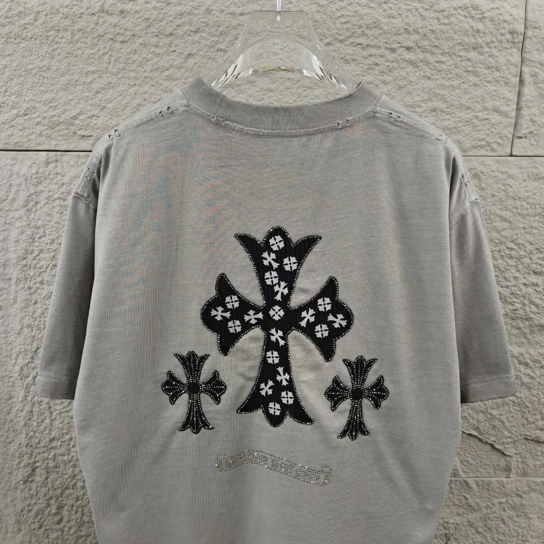 Embellished Cross Patch Distressed T-Shirt D15019667 — view 4