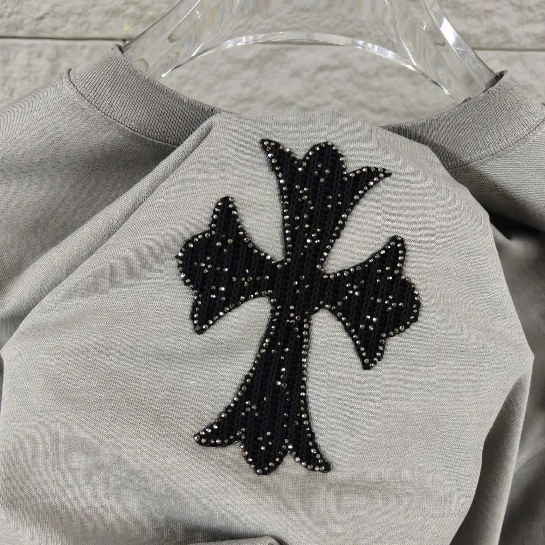 Embellished Cross Patch Distressed T-Shirt D15019667 — view 5