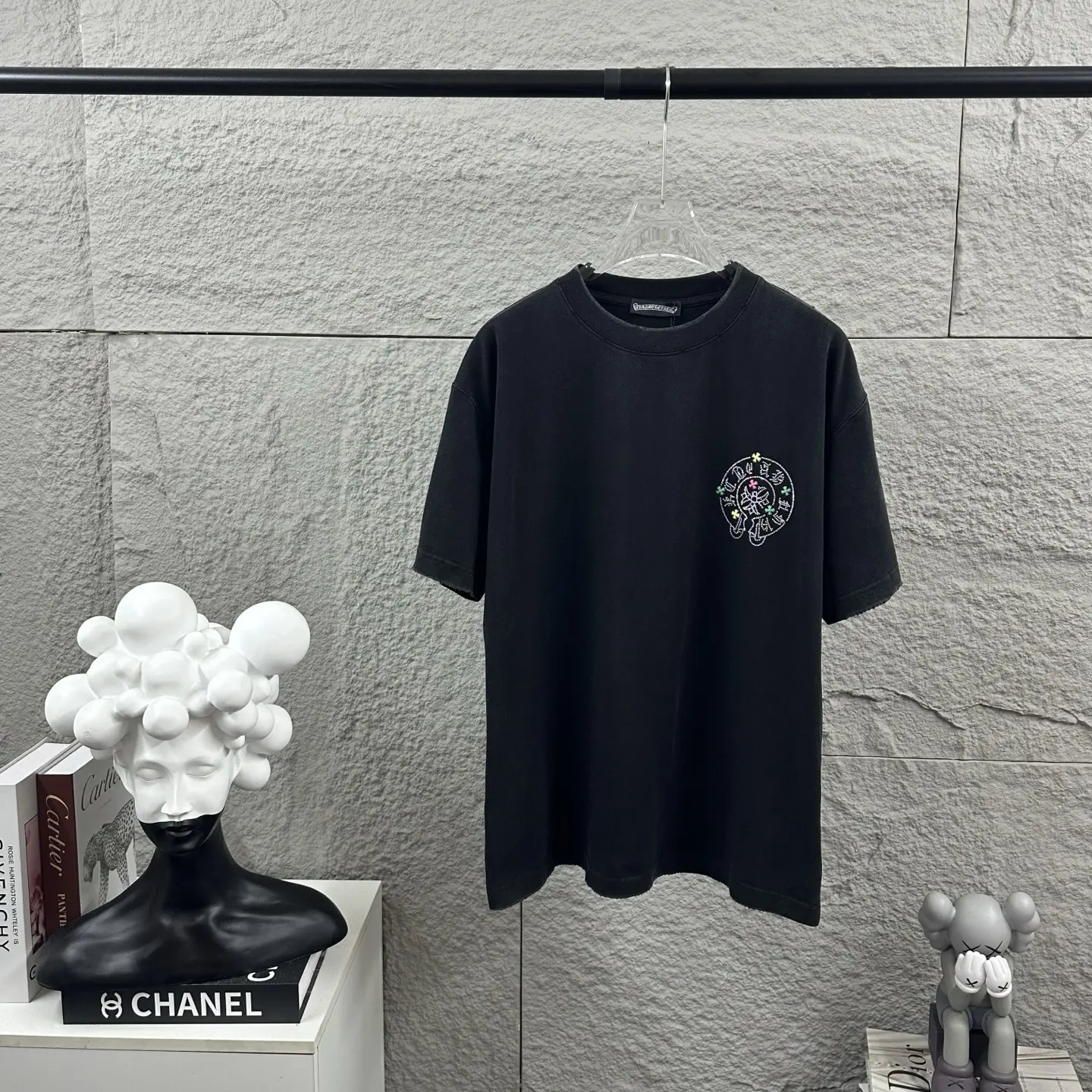 Rhinestone Logo Distressed Cotton T-Shirt D15019735 — view 2