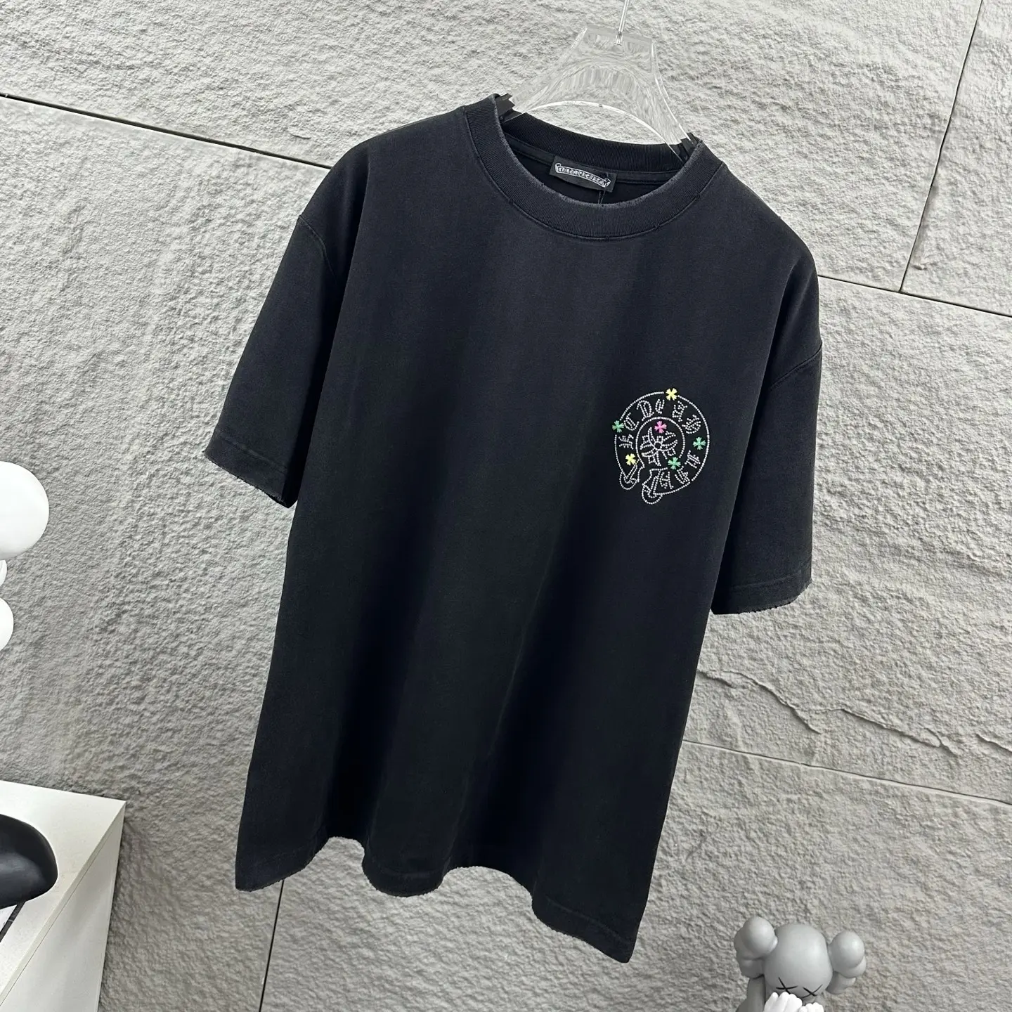 Rhinestone Logo Distressed Cotton T-Shirt D15019735 — view 9